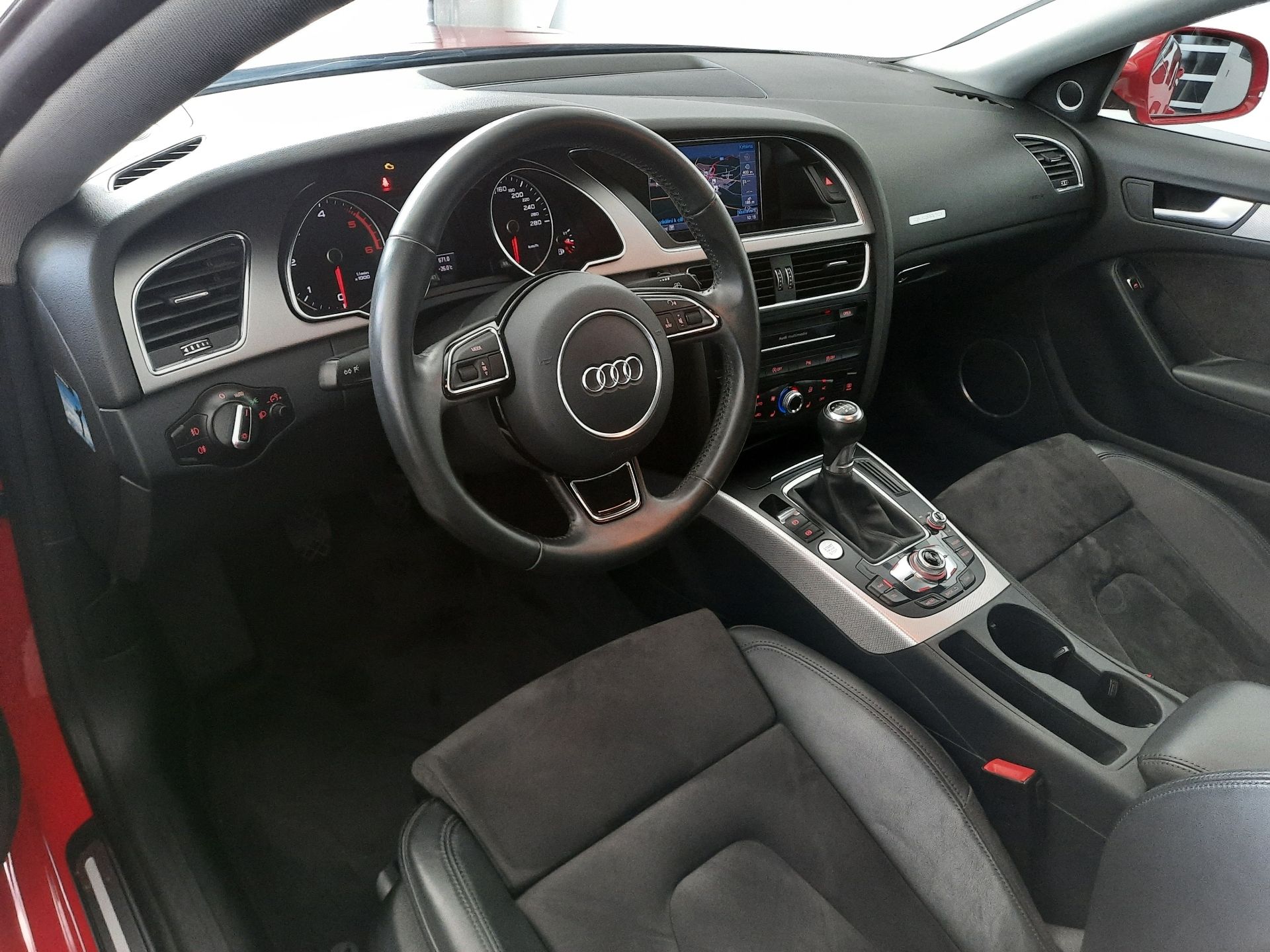 Audi A5, 2.0 TDI quattro (130kW/177k) - fotka 6