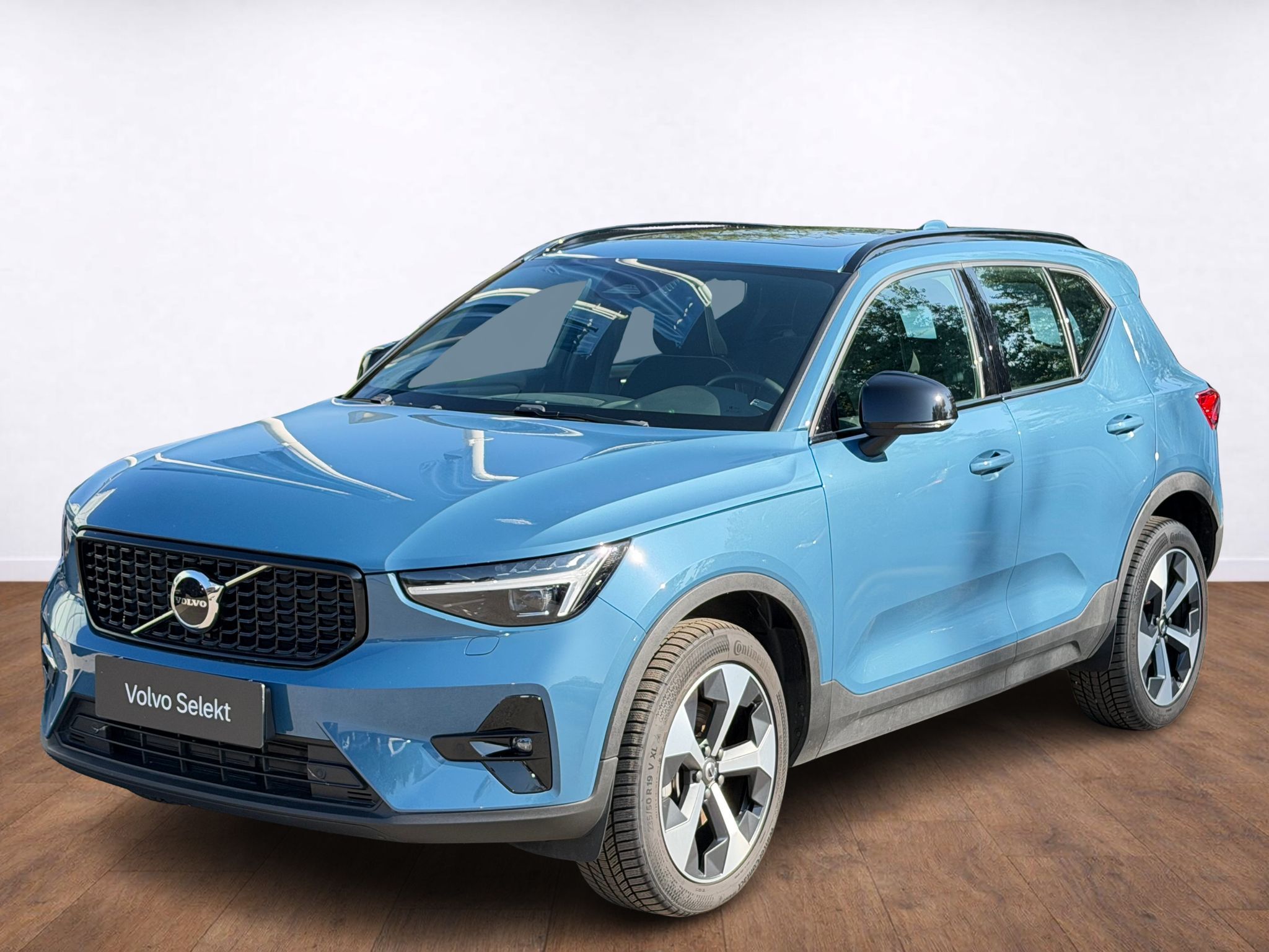 Volvo XC40, ULTIMATE DARK B4, PIXEL LED, N