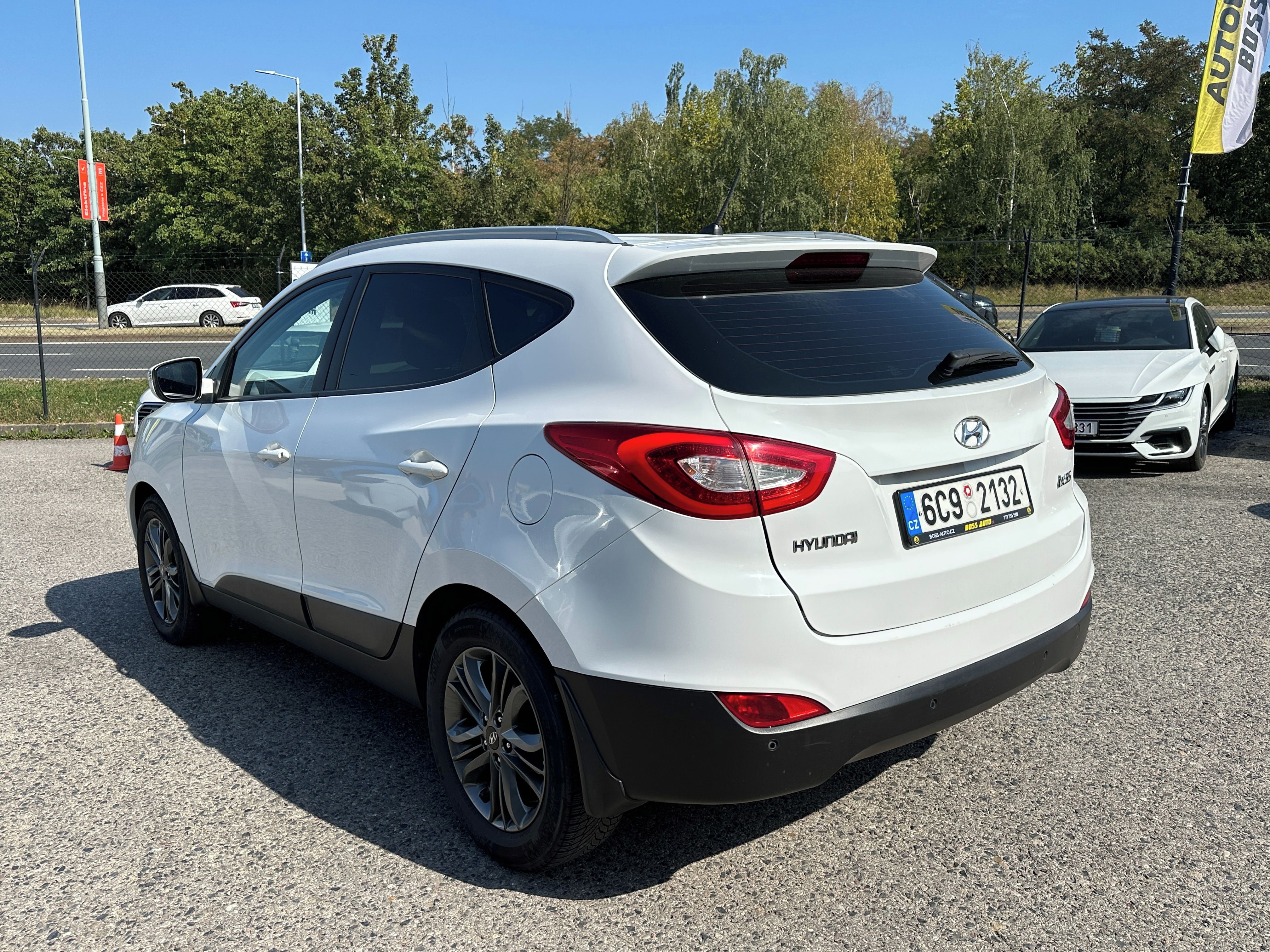 Hyundai ix35, Hyundai IX35 2015 - fotka 6