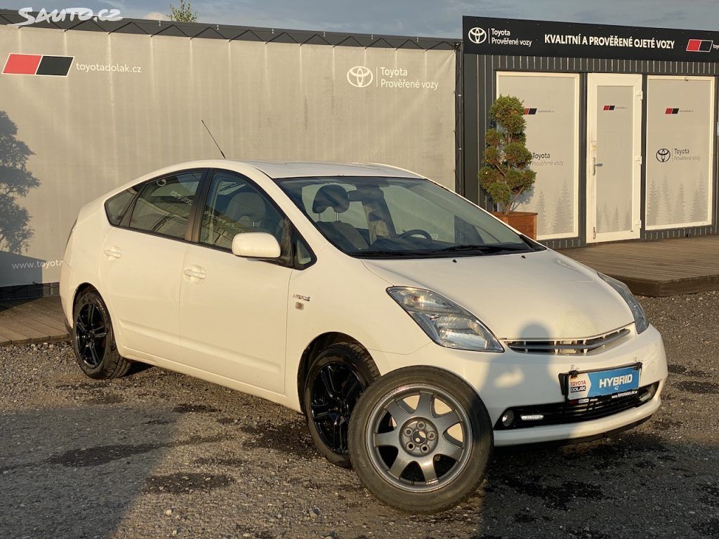 Toyota Prius, 1.5HSD, ČR, 2x kola, STK