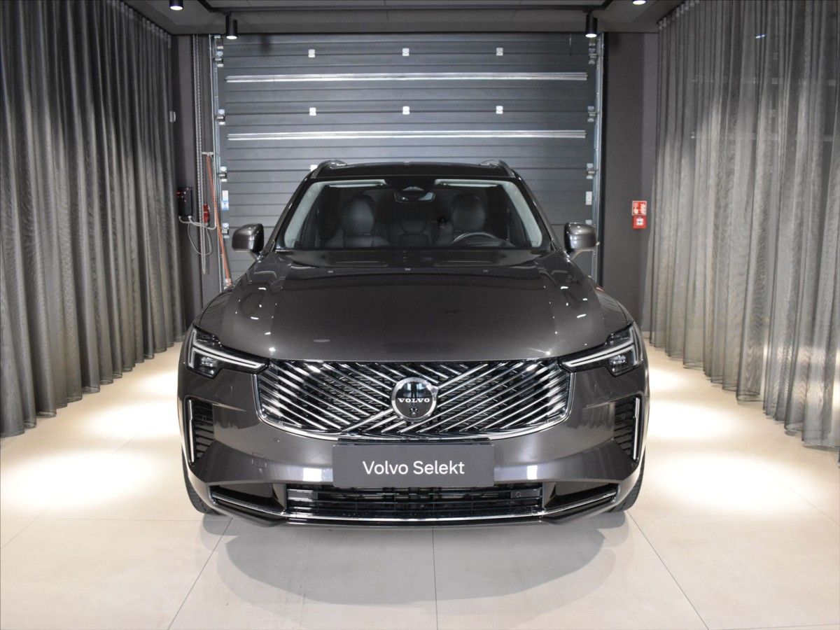 Volvo XC90, 2,0 B5 AWD Ultra vzduch,Pano - fotka 5