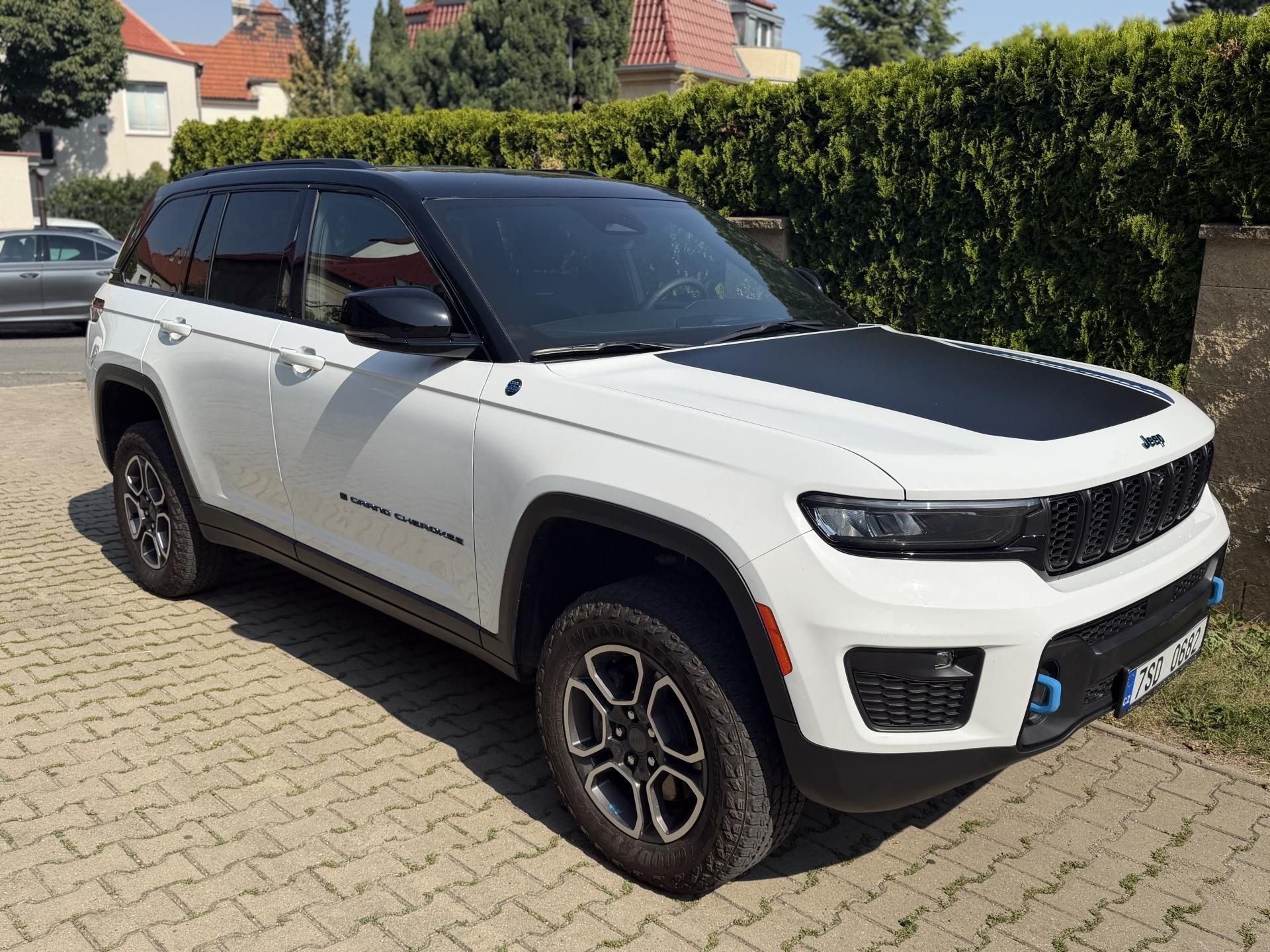 Jeep Grand Cherokee, TRAILHAWK 4XE, MAX VÝBAVA-TOP