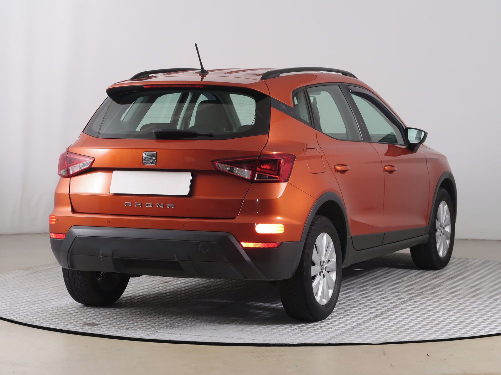 Seat Arona, 1.0 TSI, Serv.kniha - fotka 5