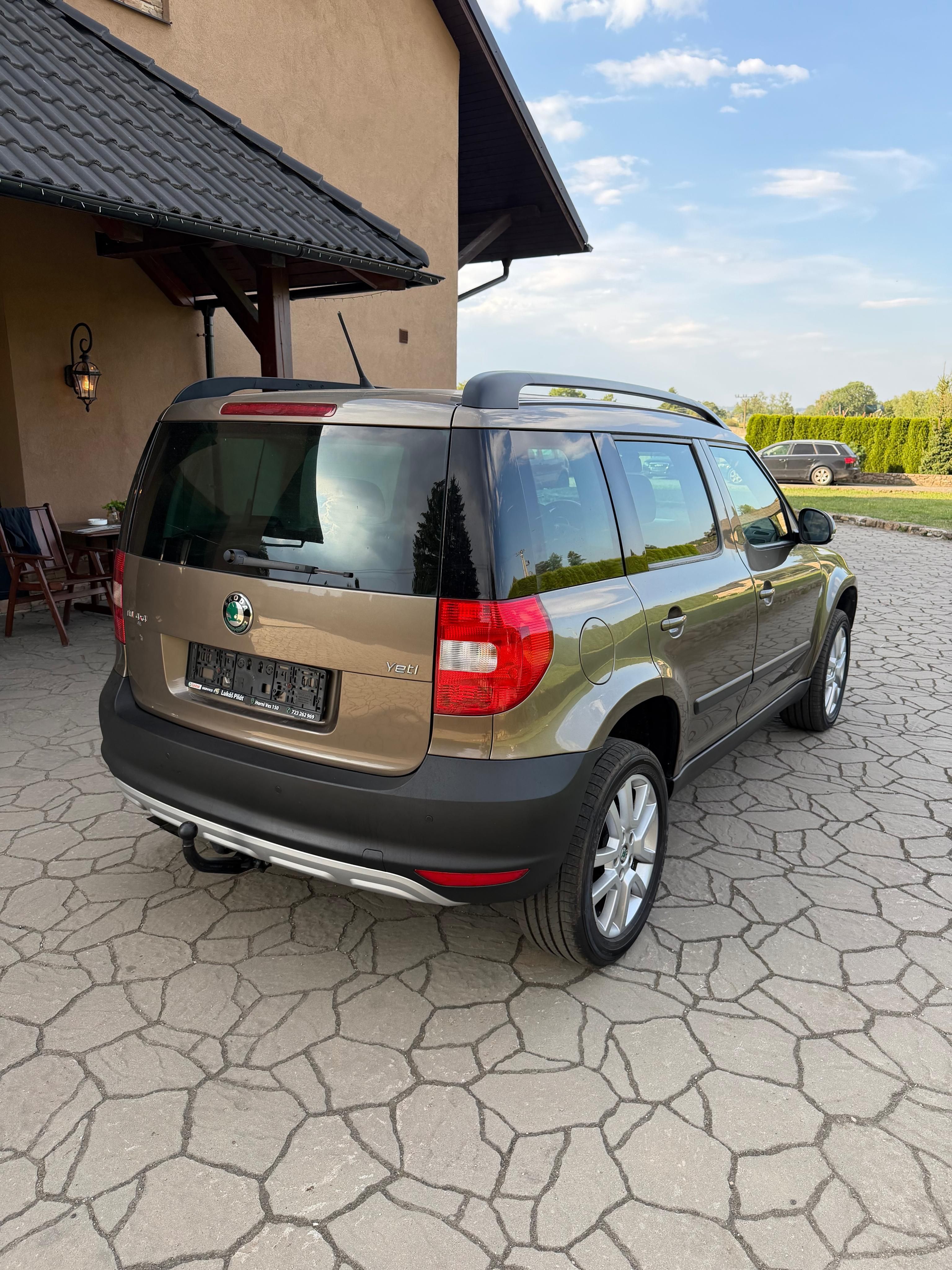Škoda Yeti, 2.0 TDI 103kw DSG 4x4 - fotka 3