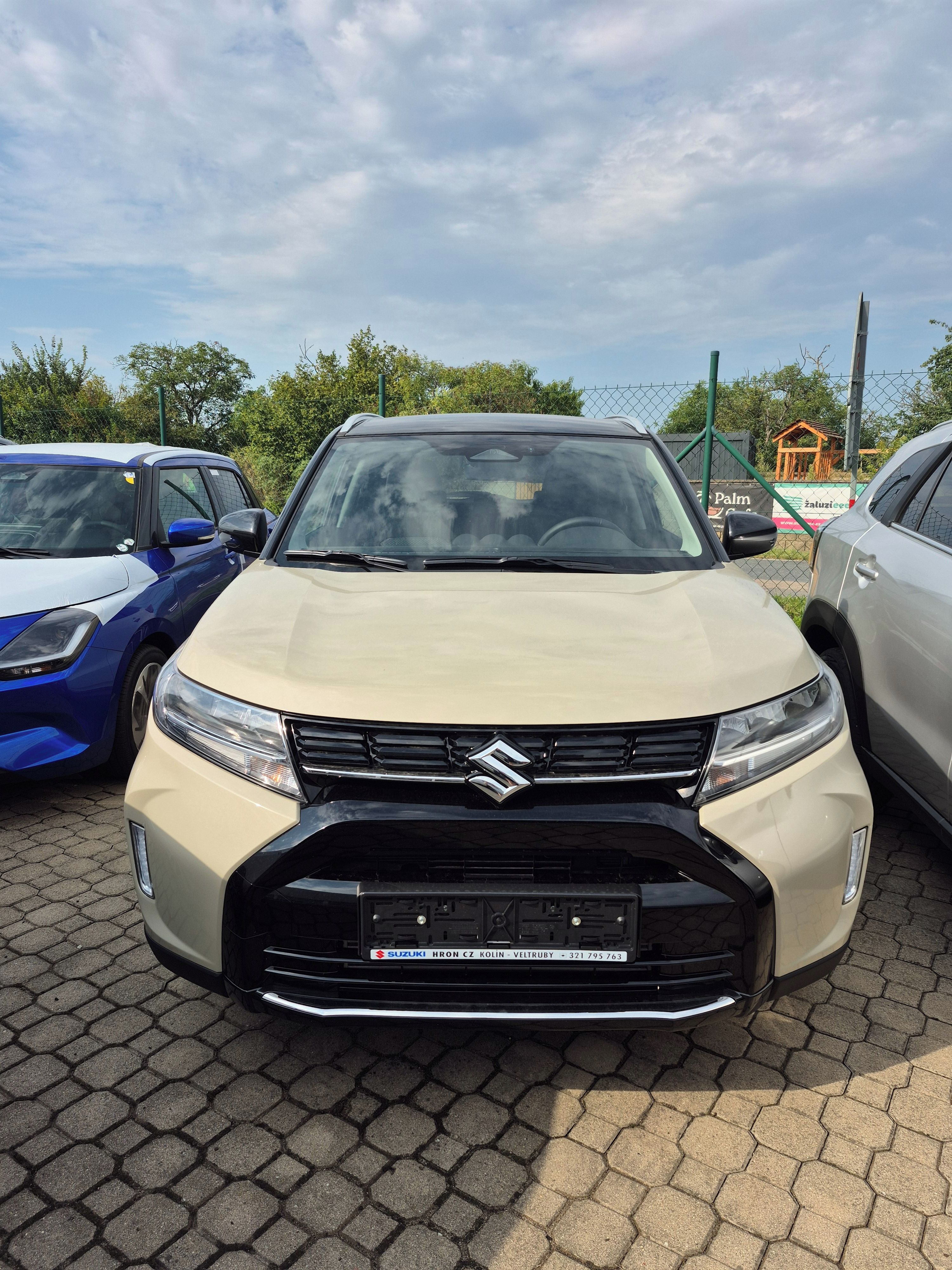 Suzuki Vitara, 1,4 Premium 4x4 AllGrip - fotka 3
