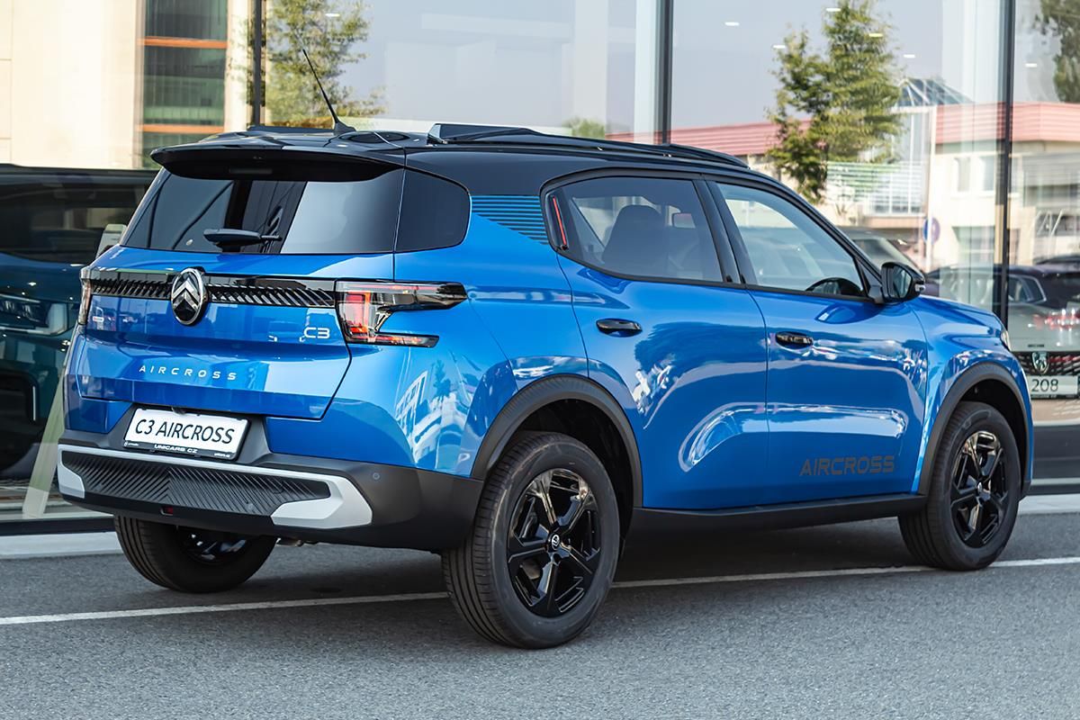 Citroën C3 Aircross, 1,2 COLLECTION Hybrid 145k EAT - fotka 6