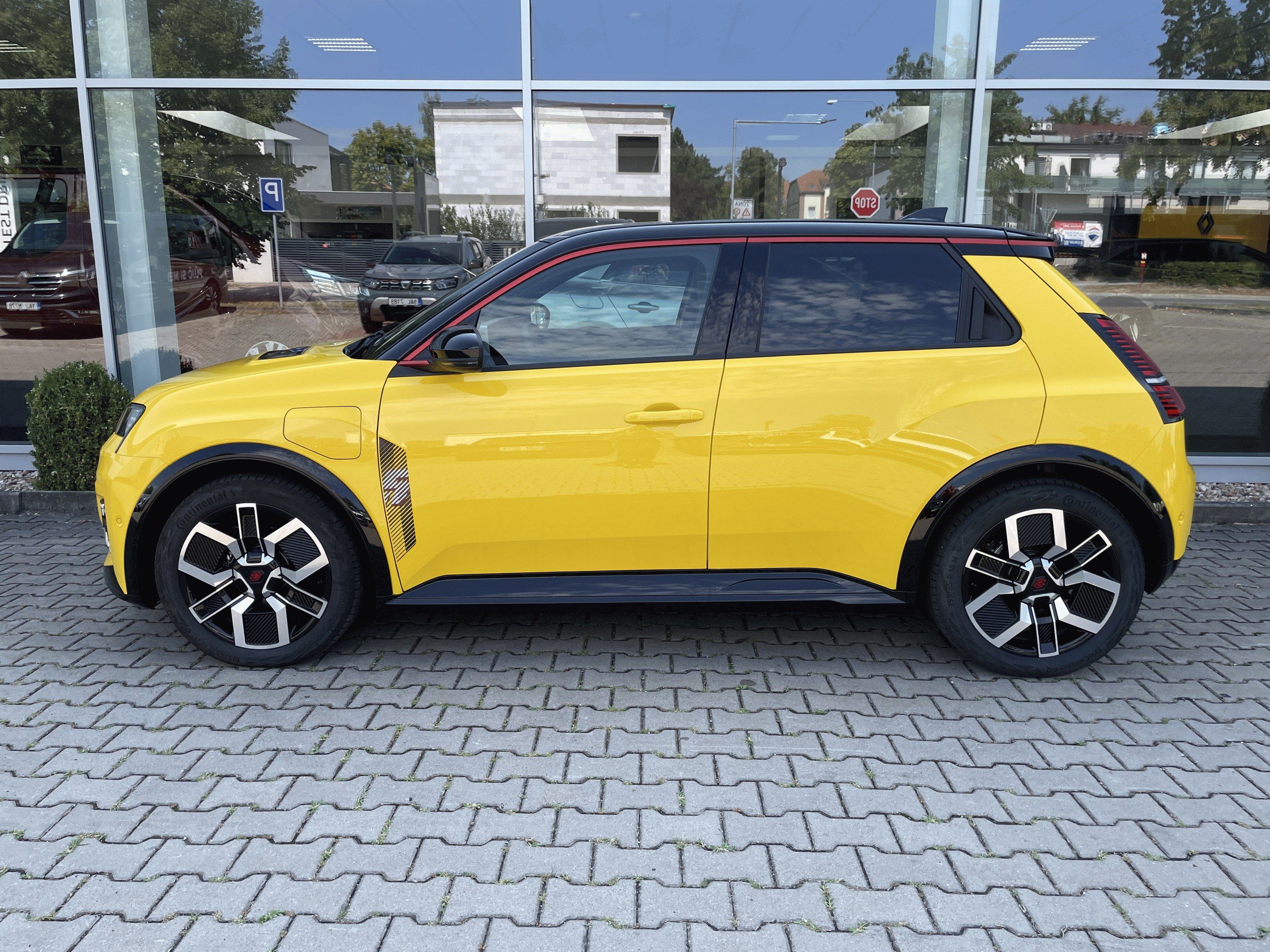 Renault R5, E-Tech 52 kWh Iconic cinq150k - fotka 4
