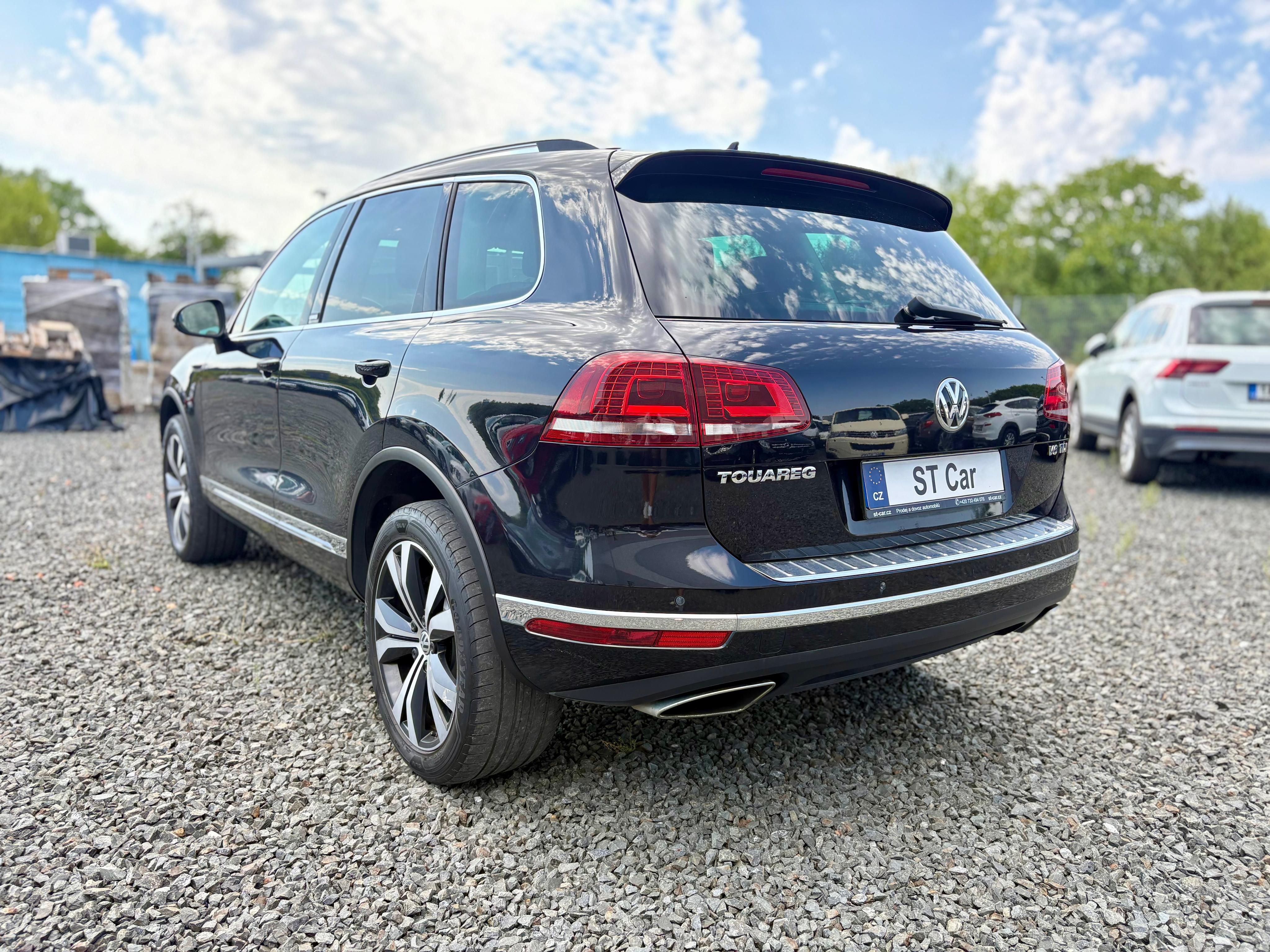 Volkswagen Touareg, 3.0TDi 193kw 4x4 DSG Executive - fotka 6