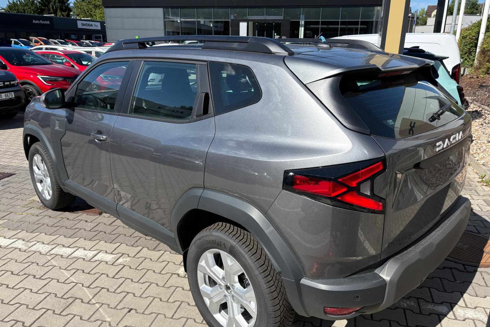 Dacia Duster, expression hybrid-G 150 4x4 - fotka 3