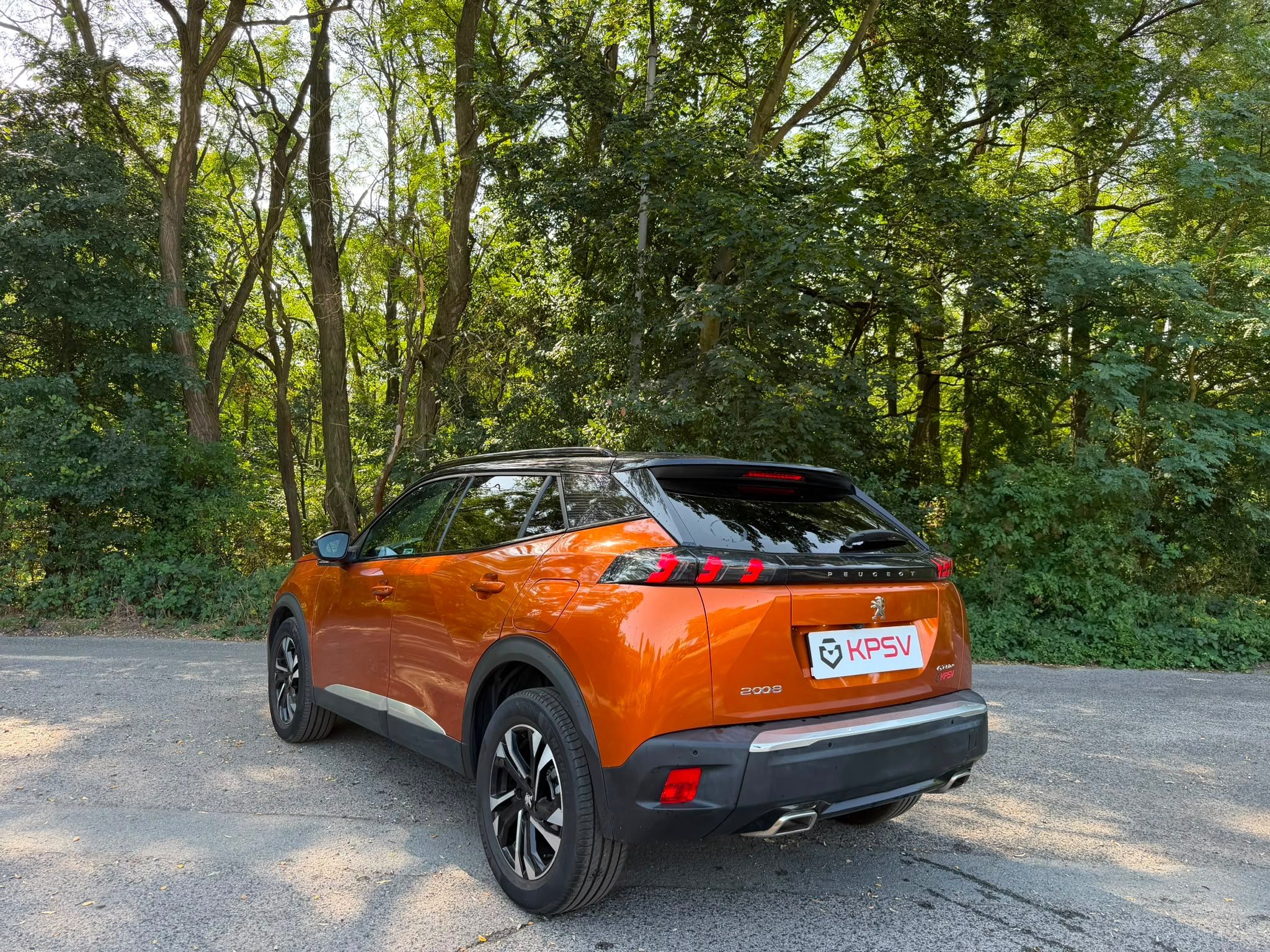 Peugeot 2008, GT LINE,130 koní, Automat 8st. - fotka 5