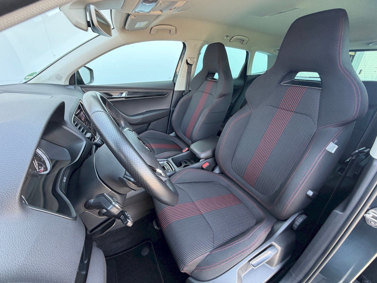 Škoda Karoq, 1.5 TSI 110kW DSG Style - fotka 6