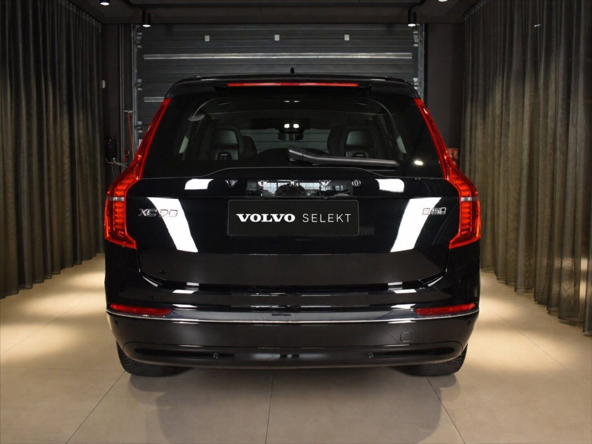 Volvo XC90, 2,0 B5 AWD Plus - fotka 5
