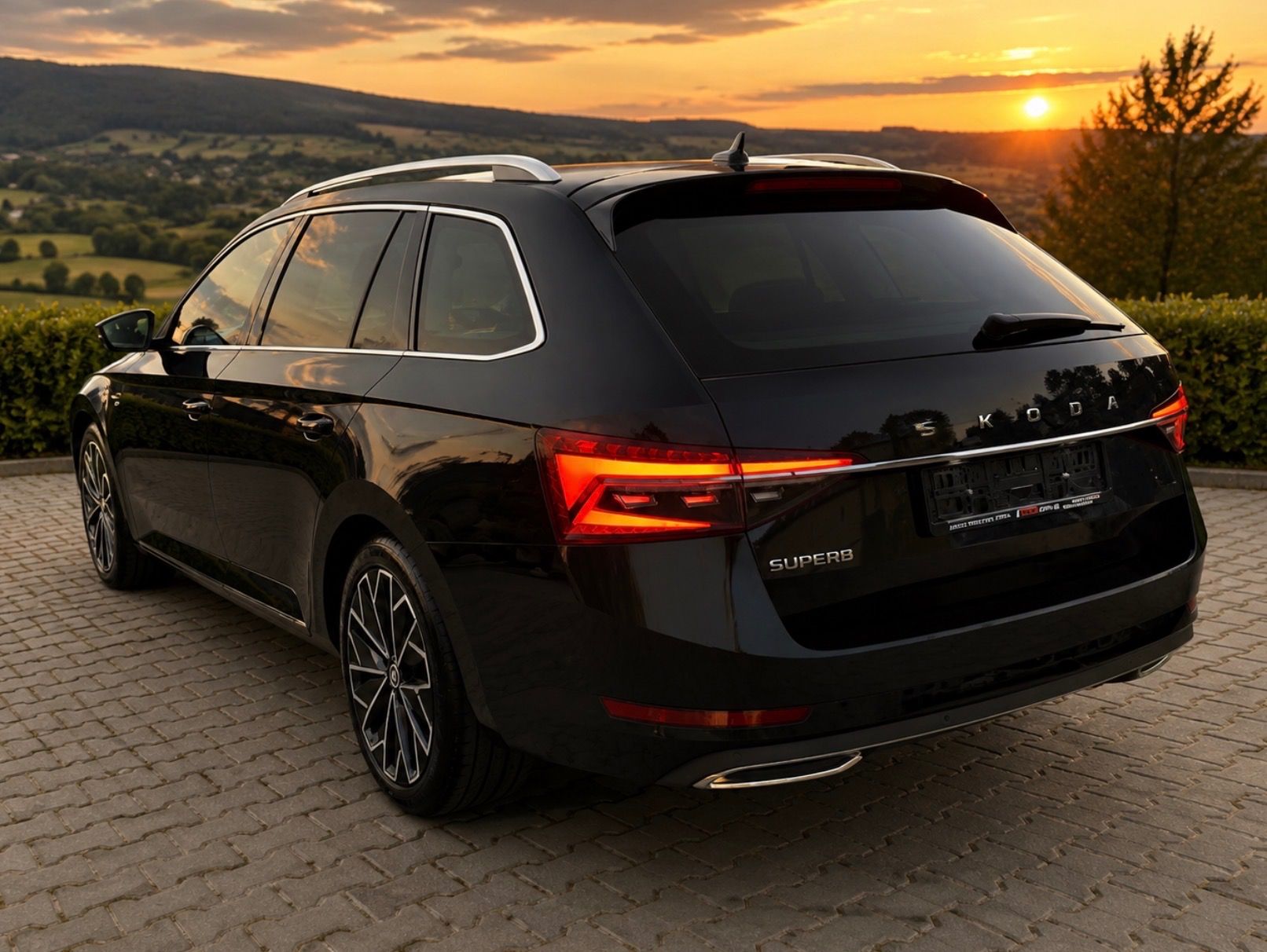 Škoda Superb, 2tdi dsg 150ps L&K - fotka 6