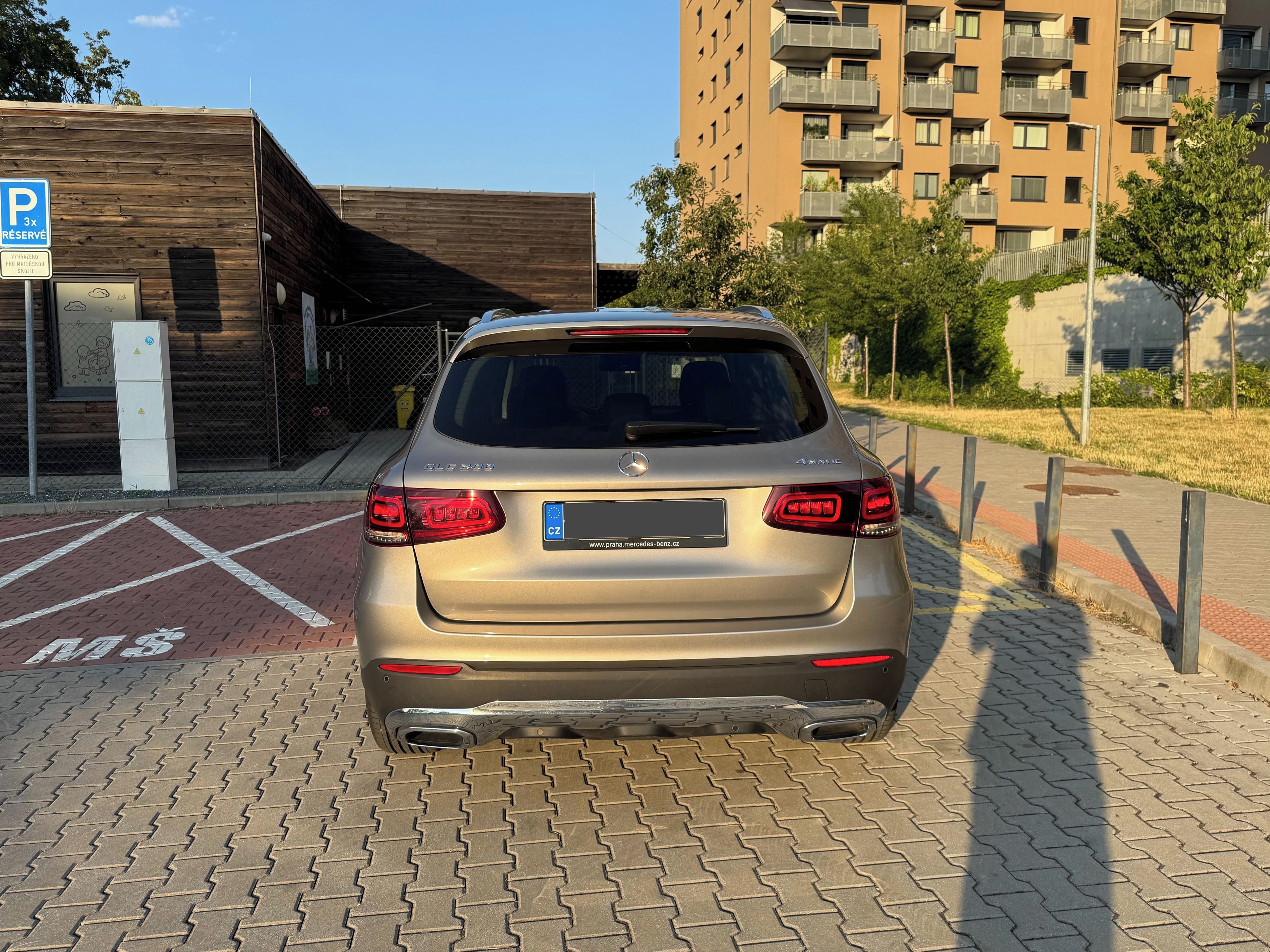 Mercedes-Benz GLC, Mercedes-Benz GLC 200 4MATIC - fotka 5