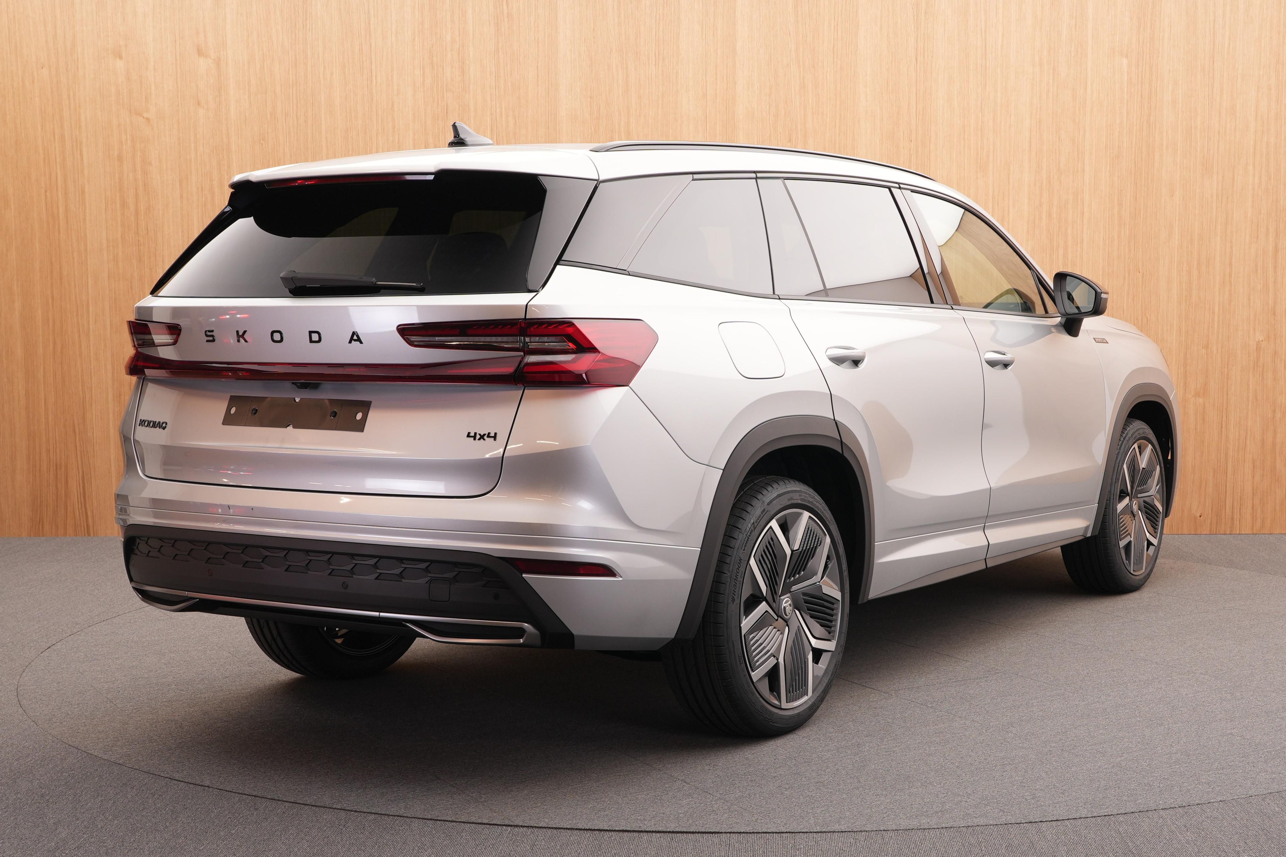 Škoda Kodiaq, Sportline 2.0 TDI 4x4 DSG - fotka 4