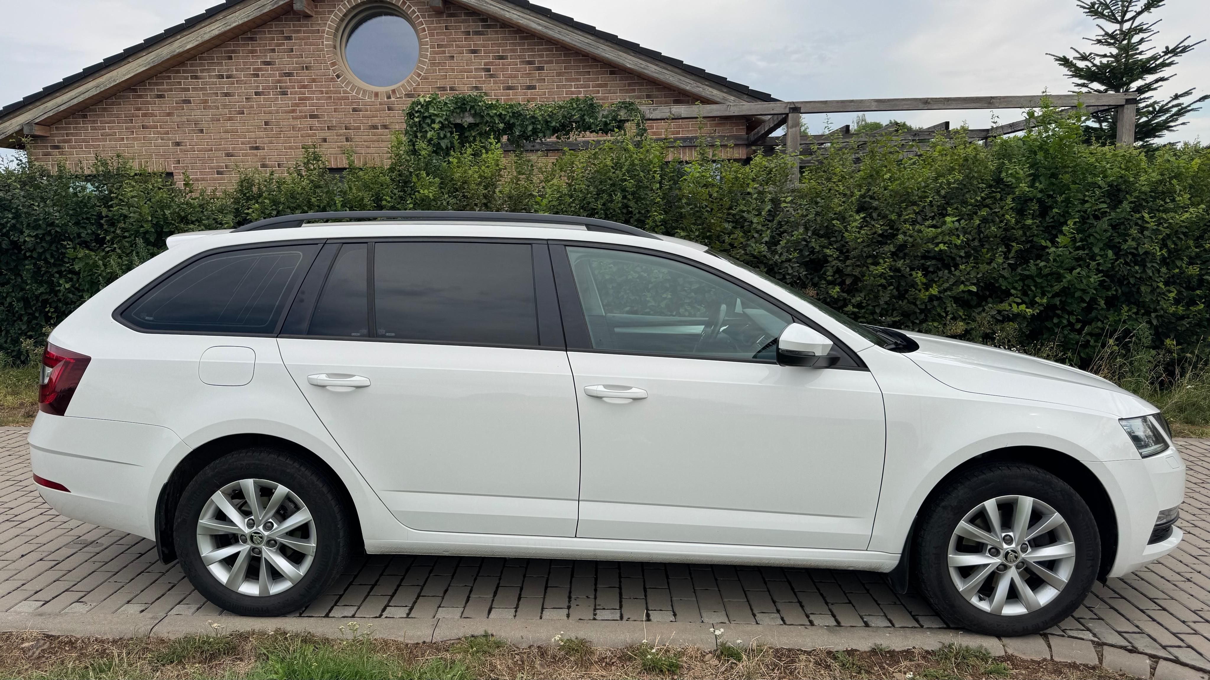 Škoda Octavia, 2.0TDi 110kW AMBITION+ CZ - fotka 3