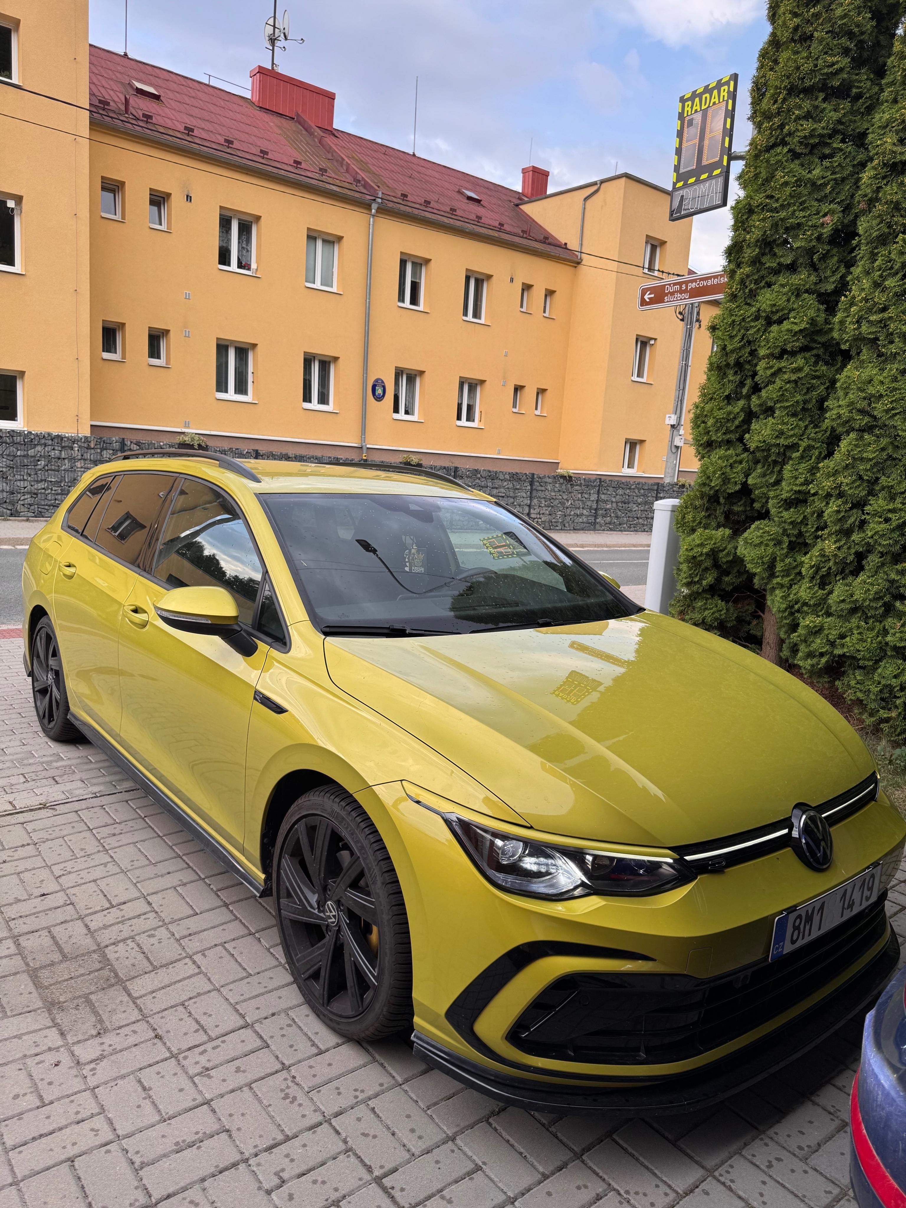 Volkswagen Golf, Golf 8 1.5 TSI 100kw R line - fotka 4