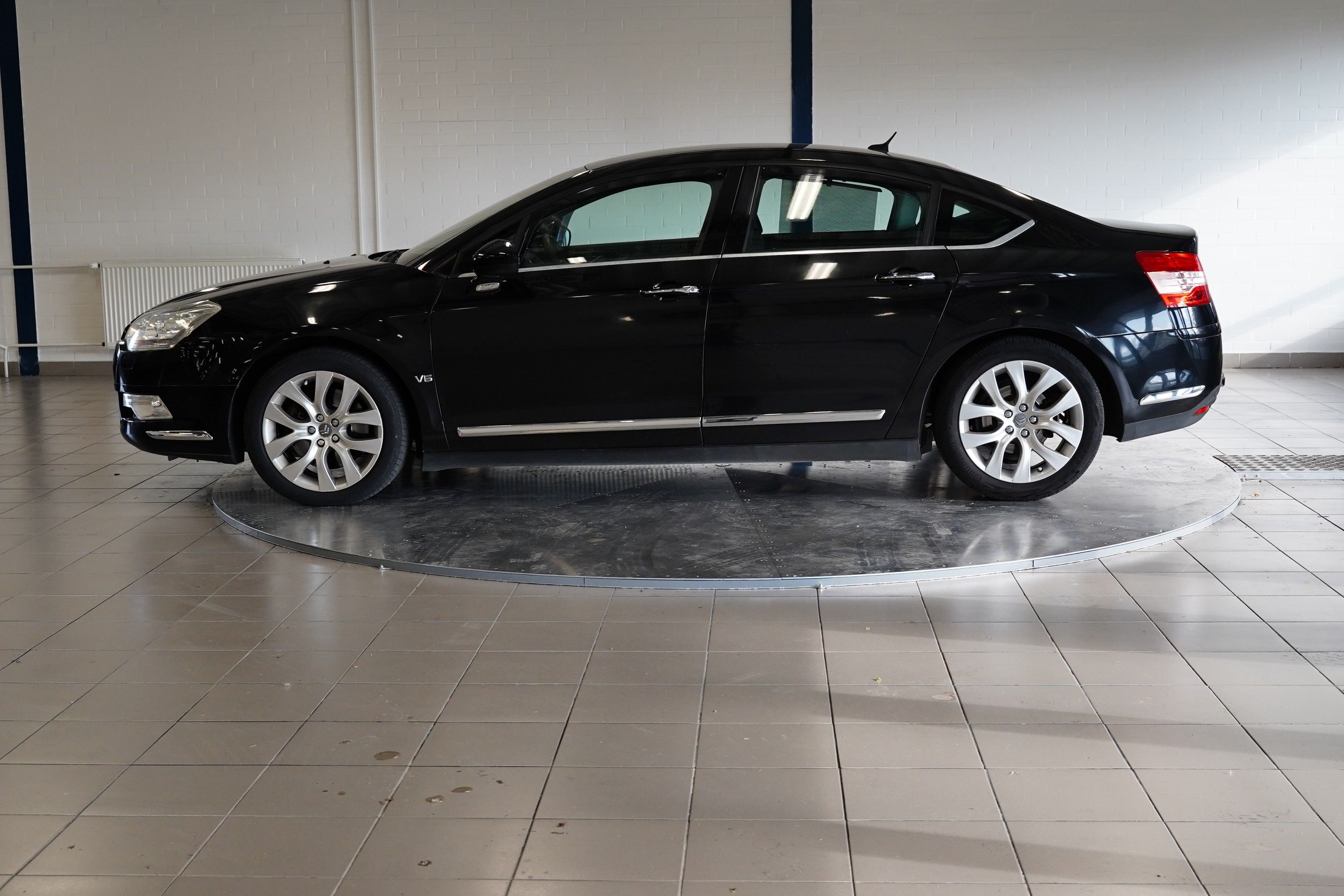 Citroën C5, 3.0 HDI V6 177kW Exclusive - fotka 3