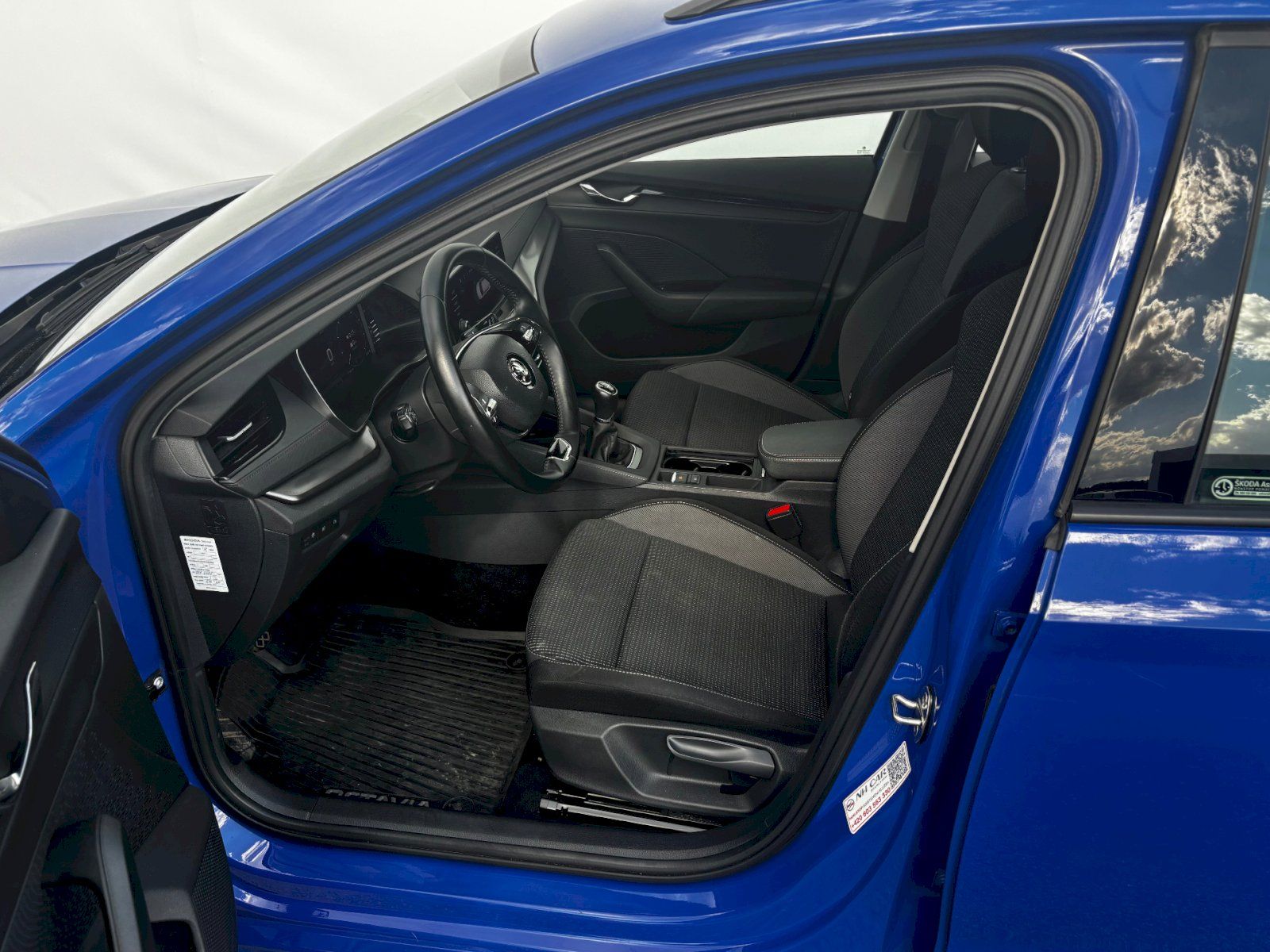 Škoda Octavia, 2.0 TDI 110kW Ambition Combi - fotka 6