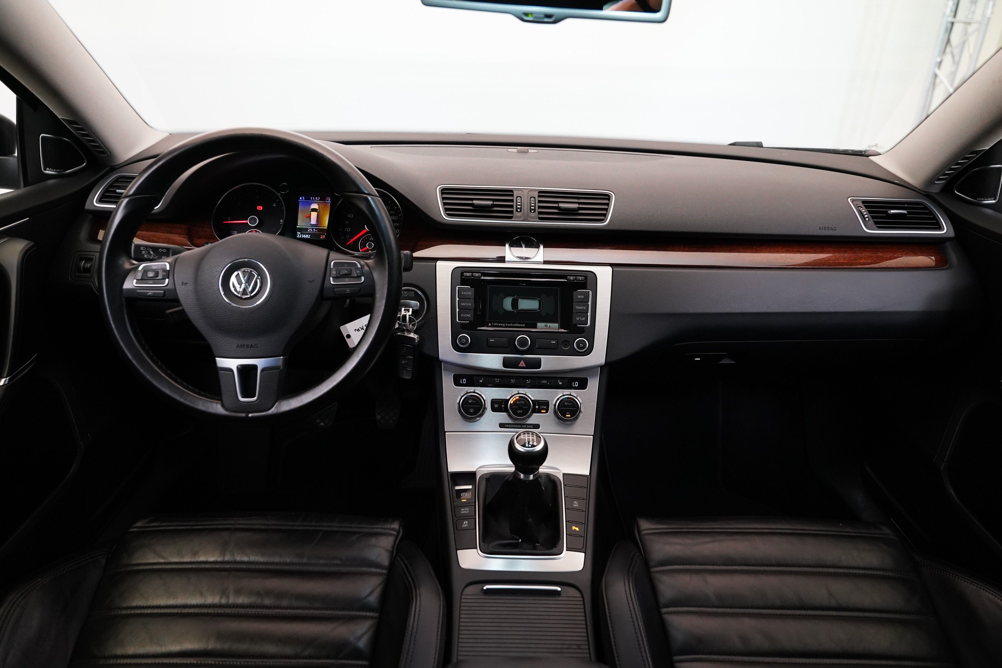 Volkswagen Passat, 2.0 TDI 125 kW Highline - fotka 5