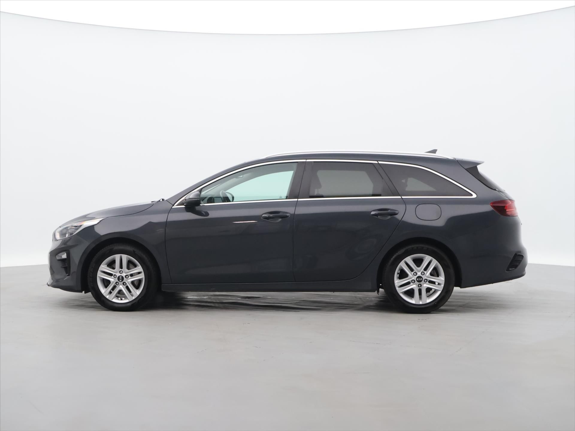 Kia Cee´d, 1,4 T-GDI Fresh CZ - fotka 4