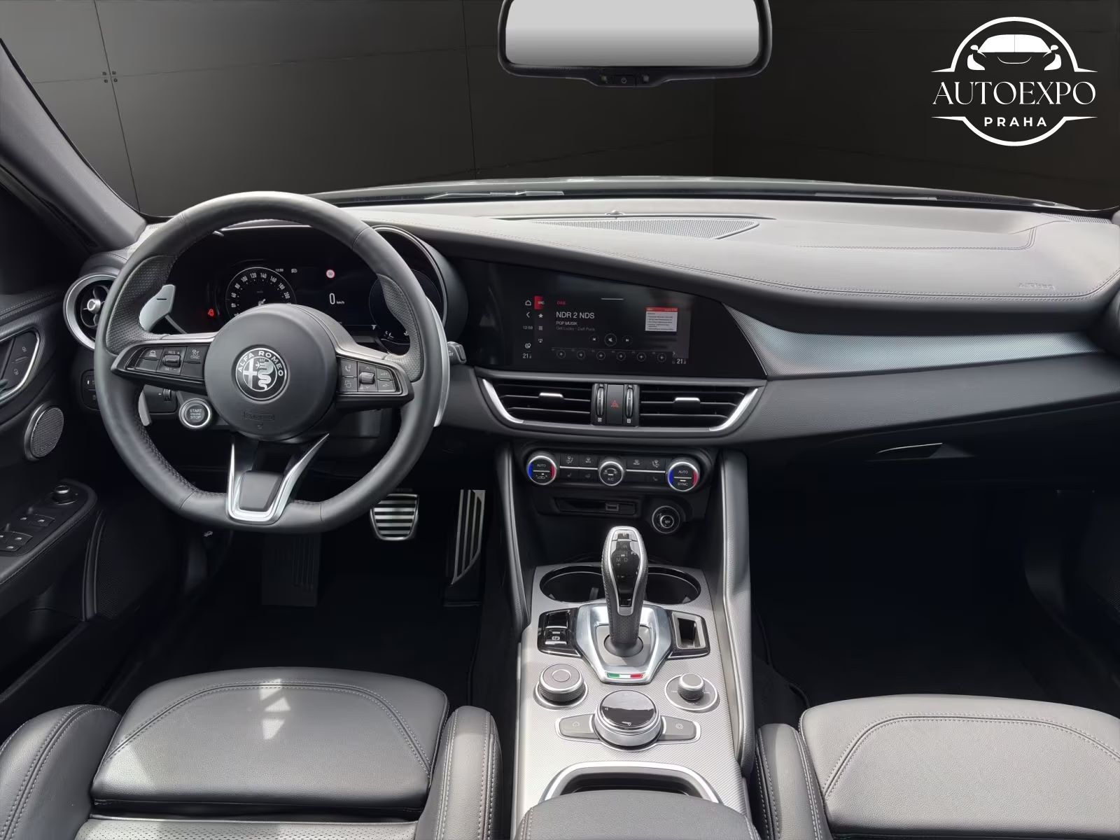 Alfa Romeo Giulia, MY24 Veloce Premium Paket - fotka 5