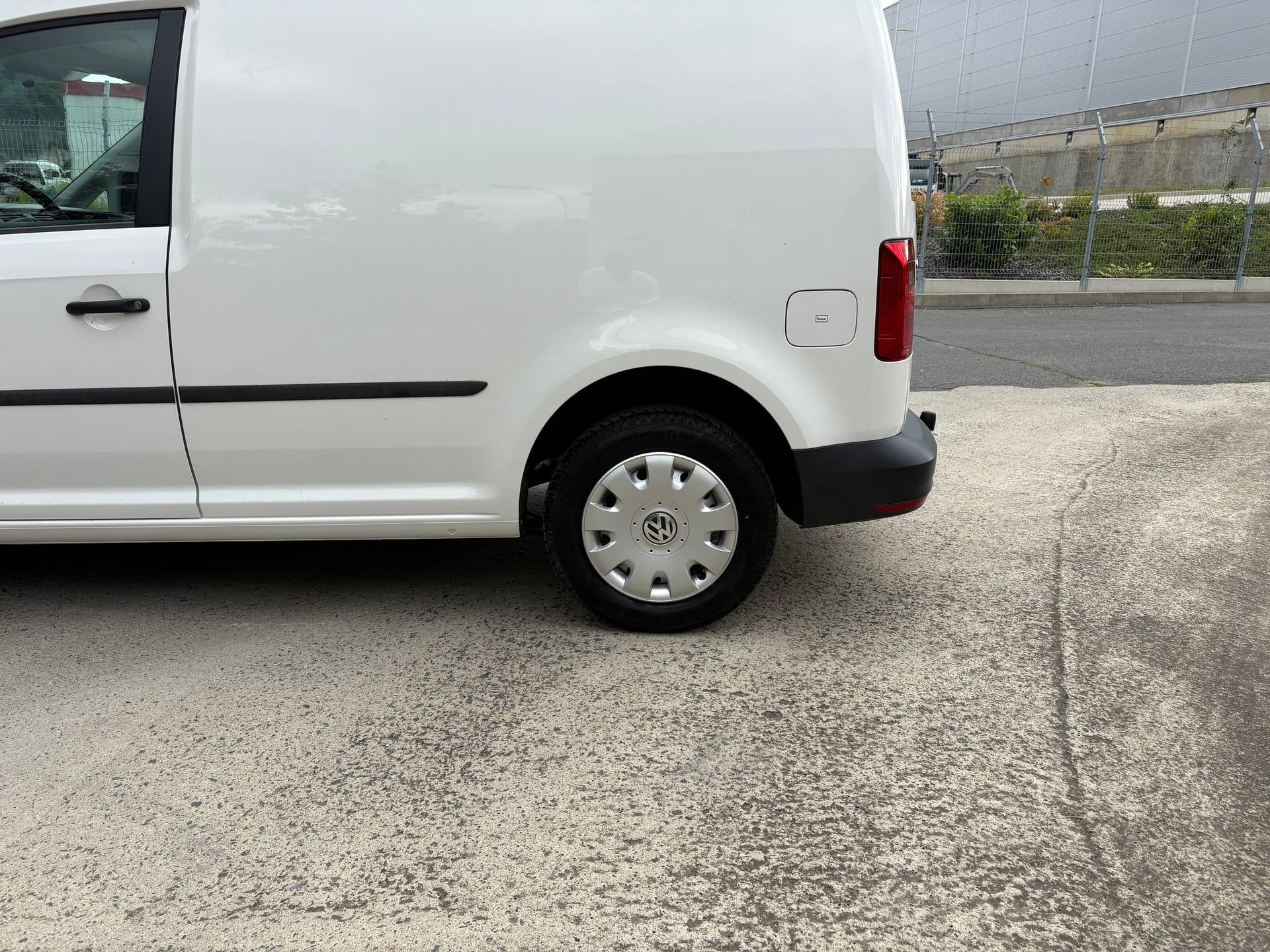 Volkswagen Caddy, 2.0 TDI/servis/ČR-1.maj./tažné - fotka 5