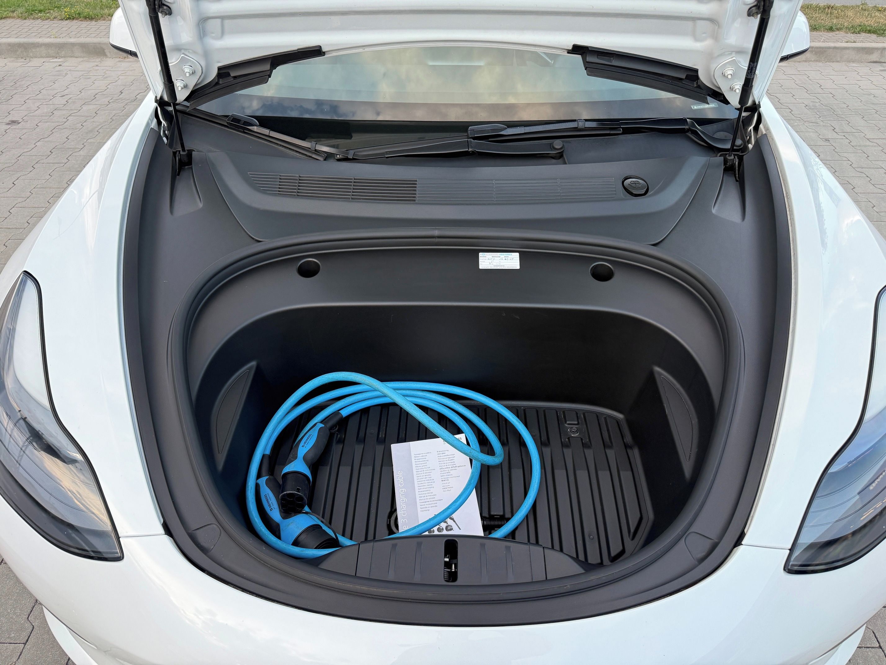 Tesla Model 3, LFP, SoH 90,5 %, tažné, DPH - fotka 5