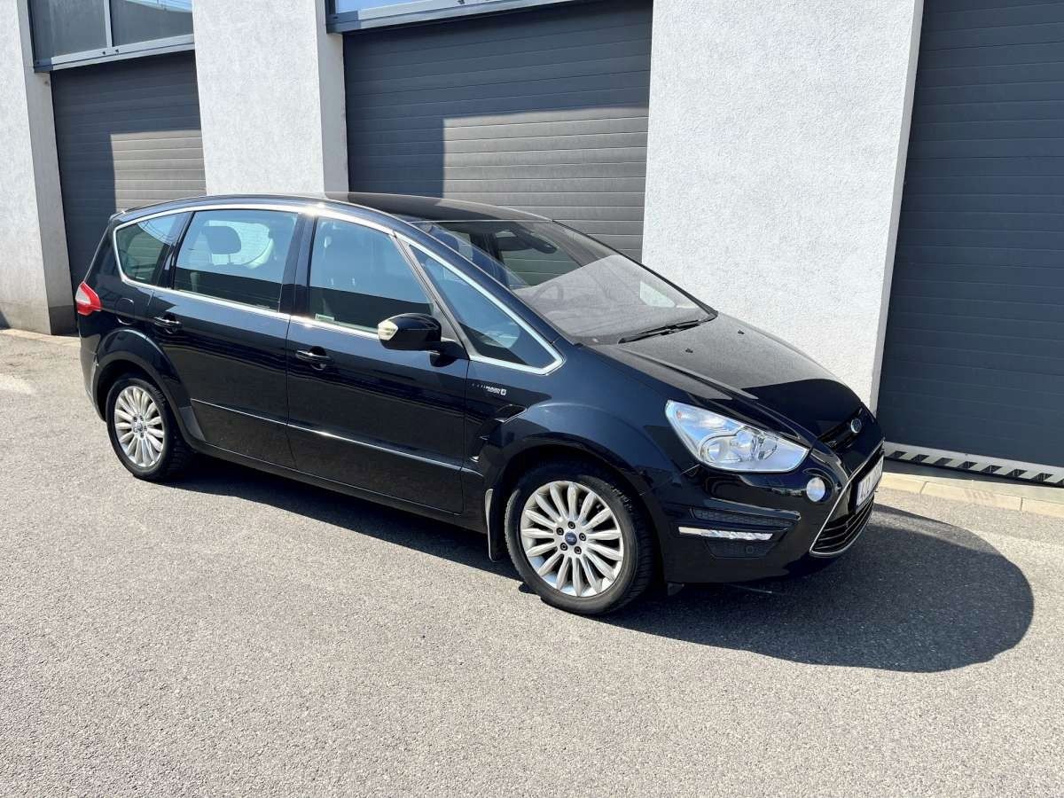 Ford S-MAX, Titanium, 2.0 TDCi 103 kW, ČR - fotka 5
