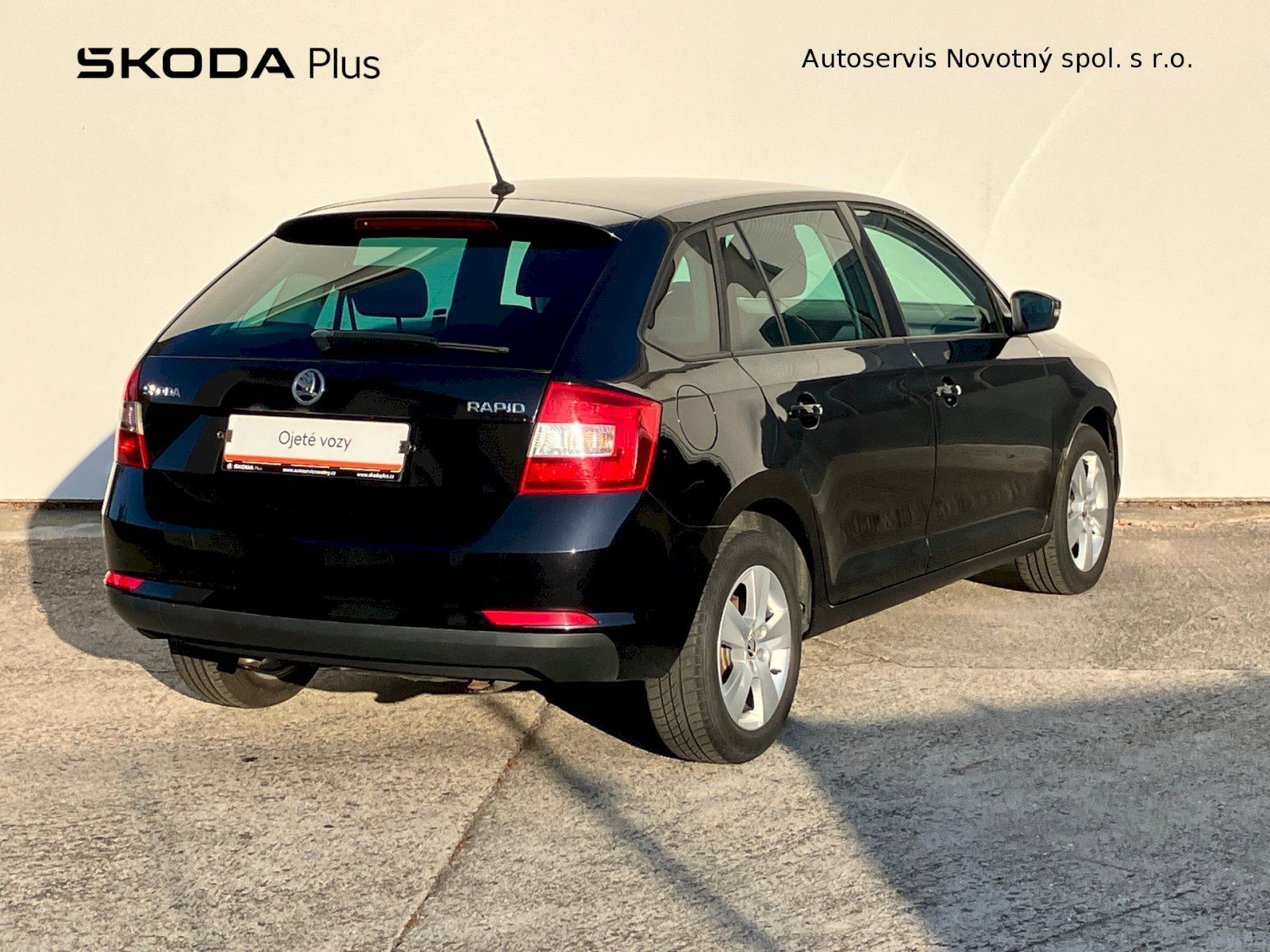 Škoda Rapid, 1.2TSI / 66kW AMB + zim kola - fotka 2