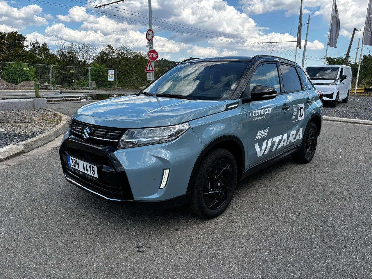 Suzuki Vitara, 4x4 Black Edition - fotka 3