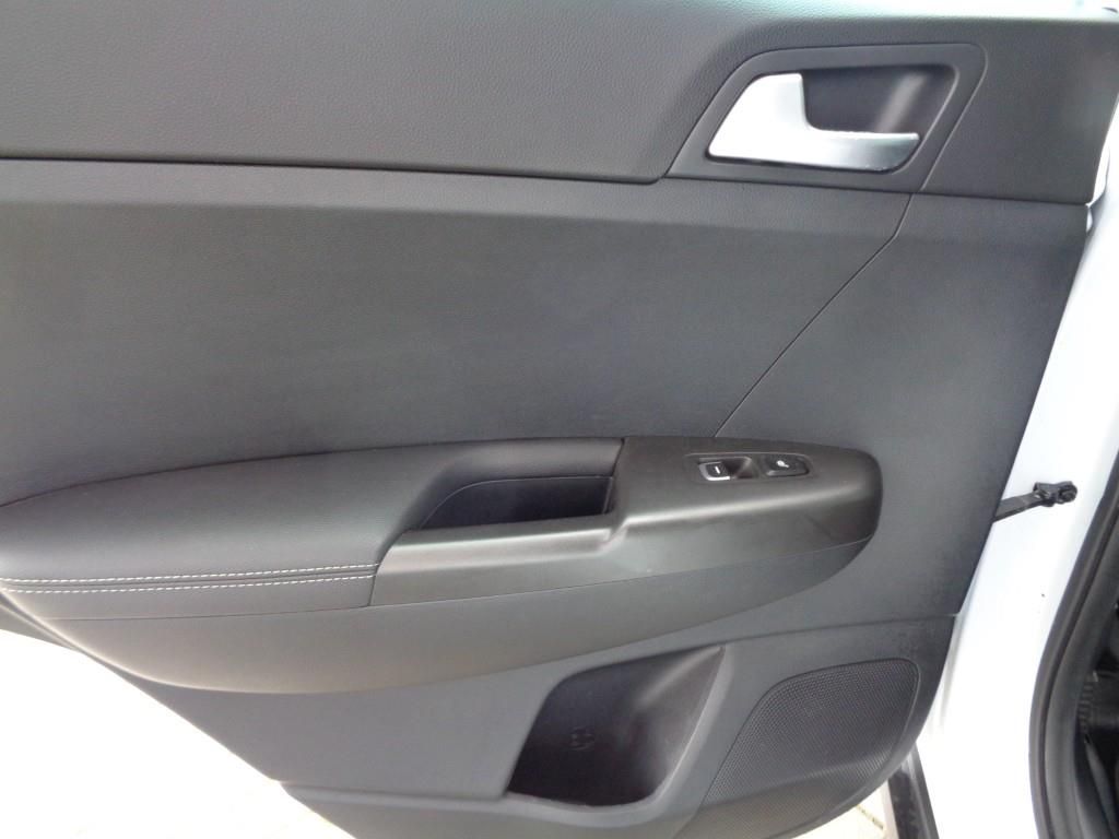 Kia Sportage, 1.6 T- GDI 130 kW  M6F - fotka 5