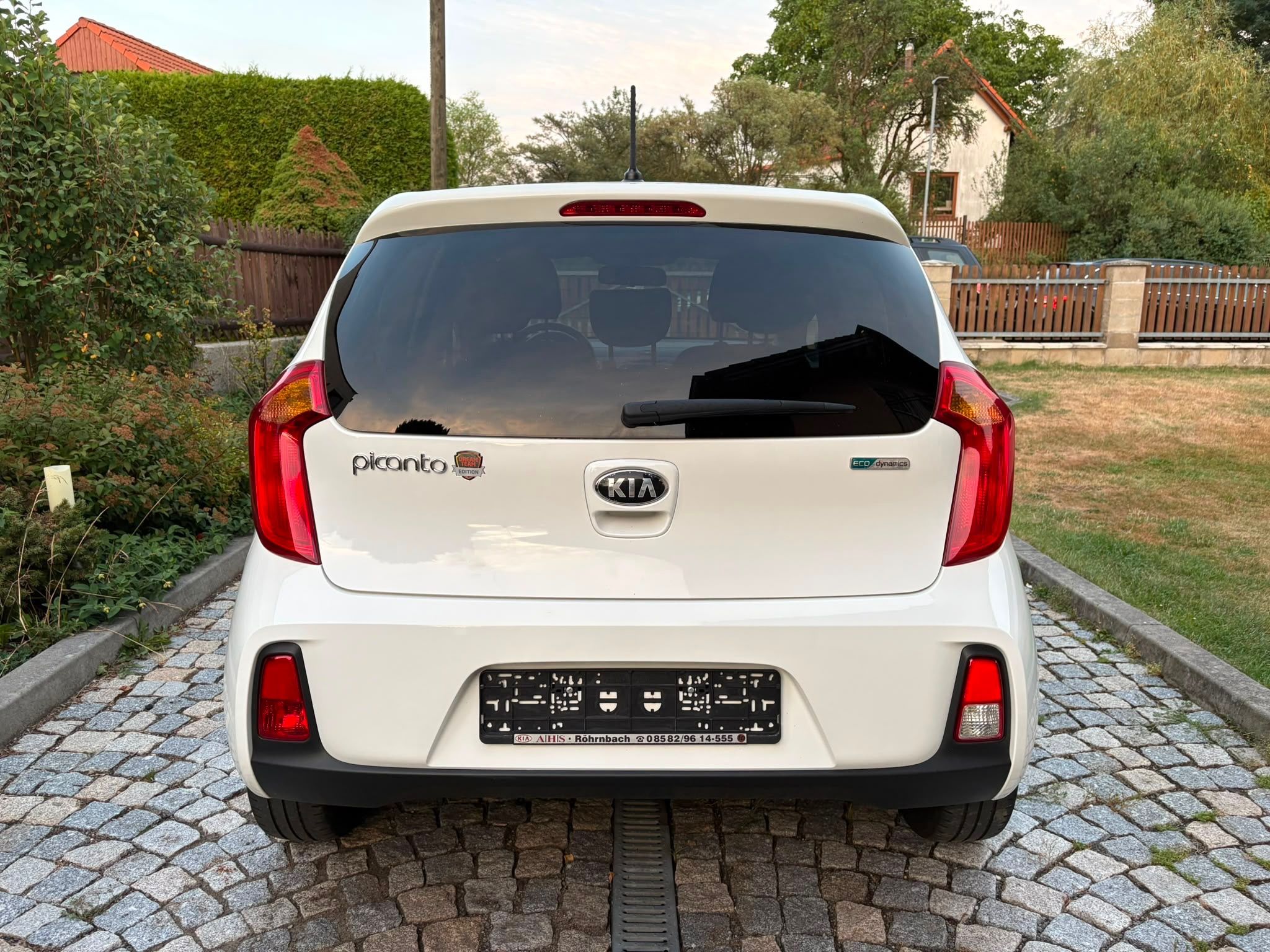 Kia Picanto, 1,2 16V 63 KW TOP výbava - fotka 6