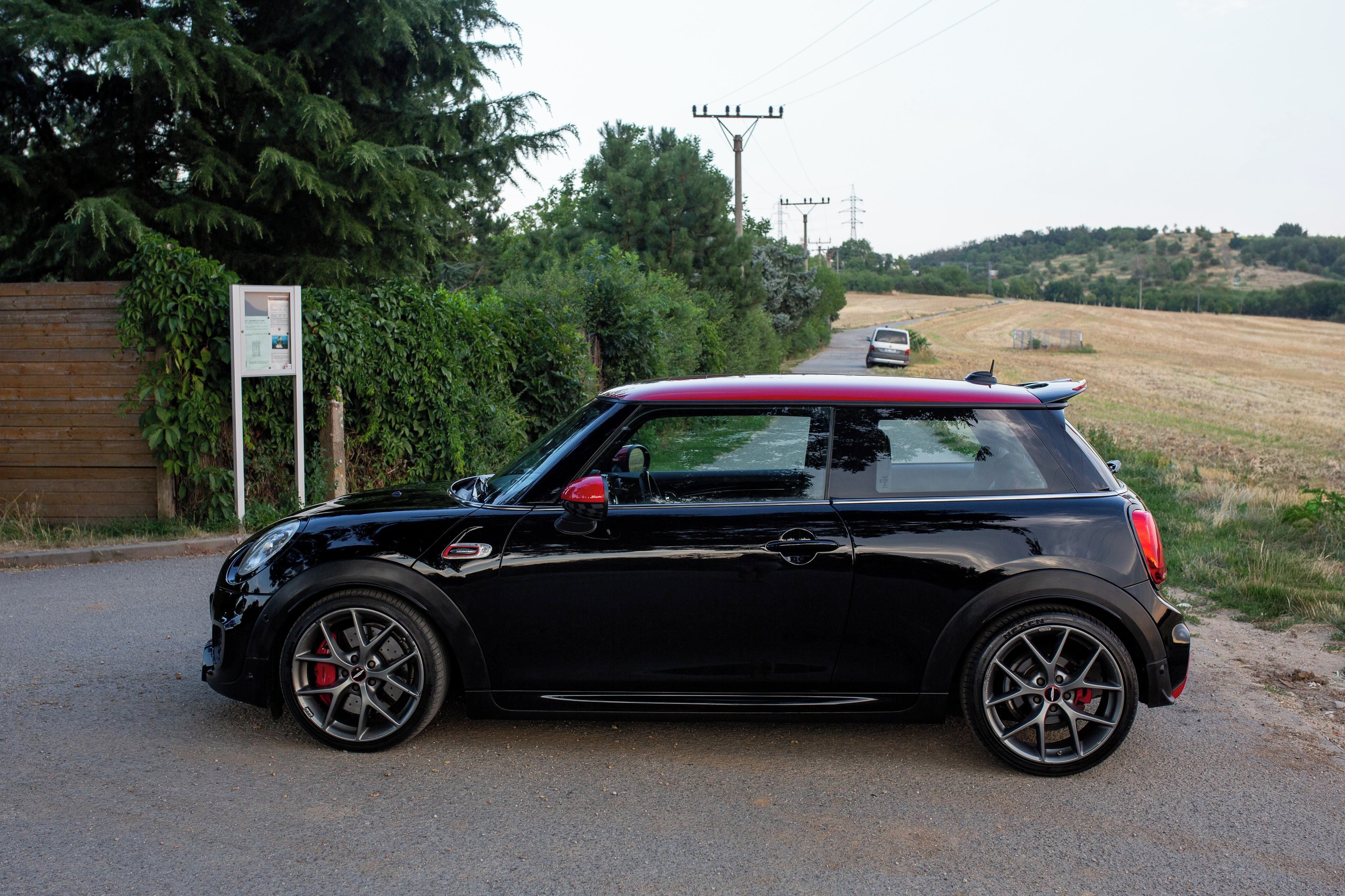 Mini Cooper, John Cooper Works F56 - fotka 2