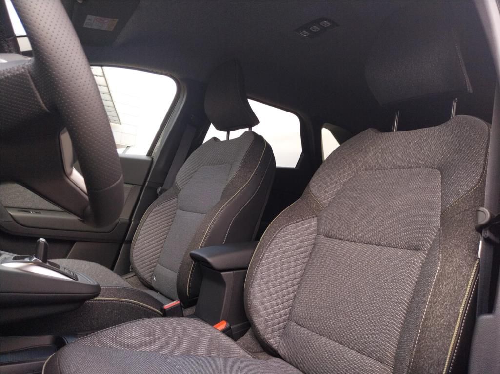 Mitsubishi Grandis, 1.3 6MT M-HYBRID  INVITE+ - fotka 6