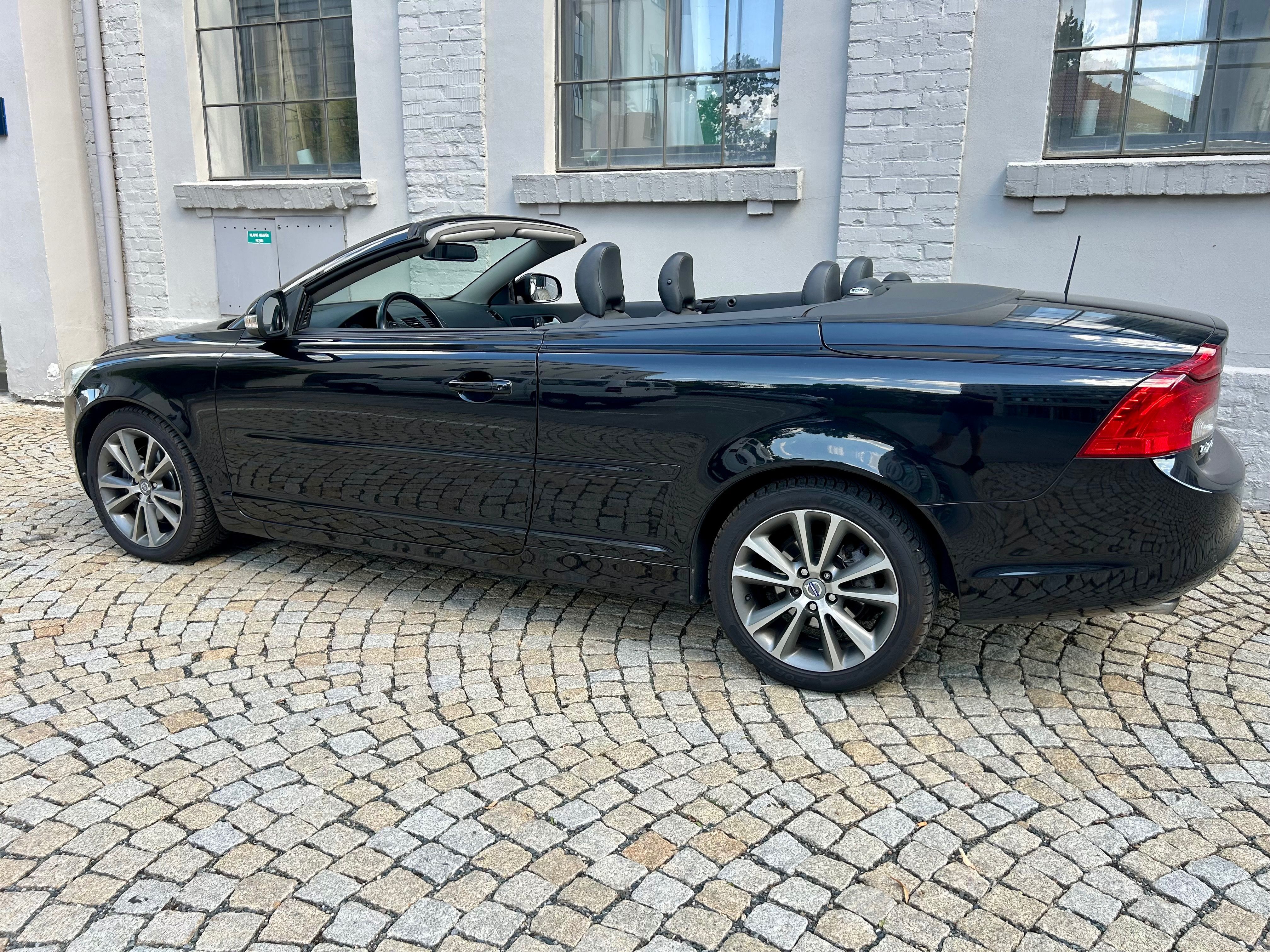 Volvo C70, 2.0D3 110KW 5VÁLEC KUŽE-VYHŘEV - fotka 6