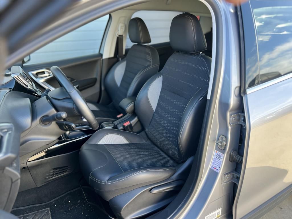 Peugeot 2008, 1,6 HDi Active my16 - fotka 6
