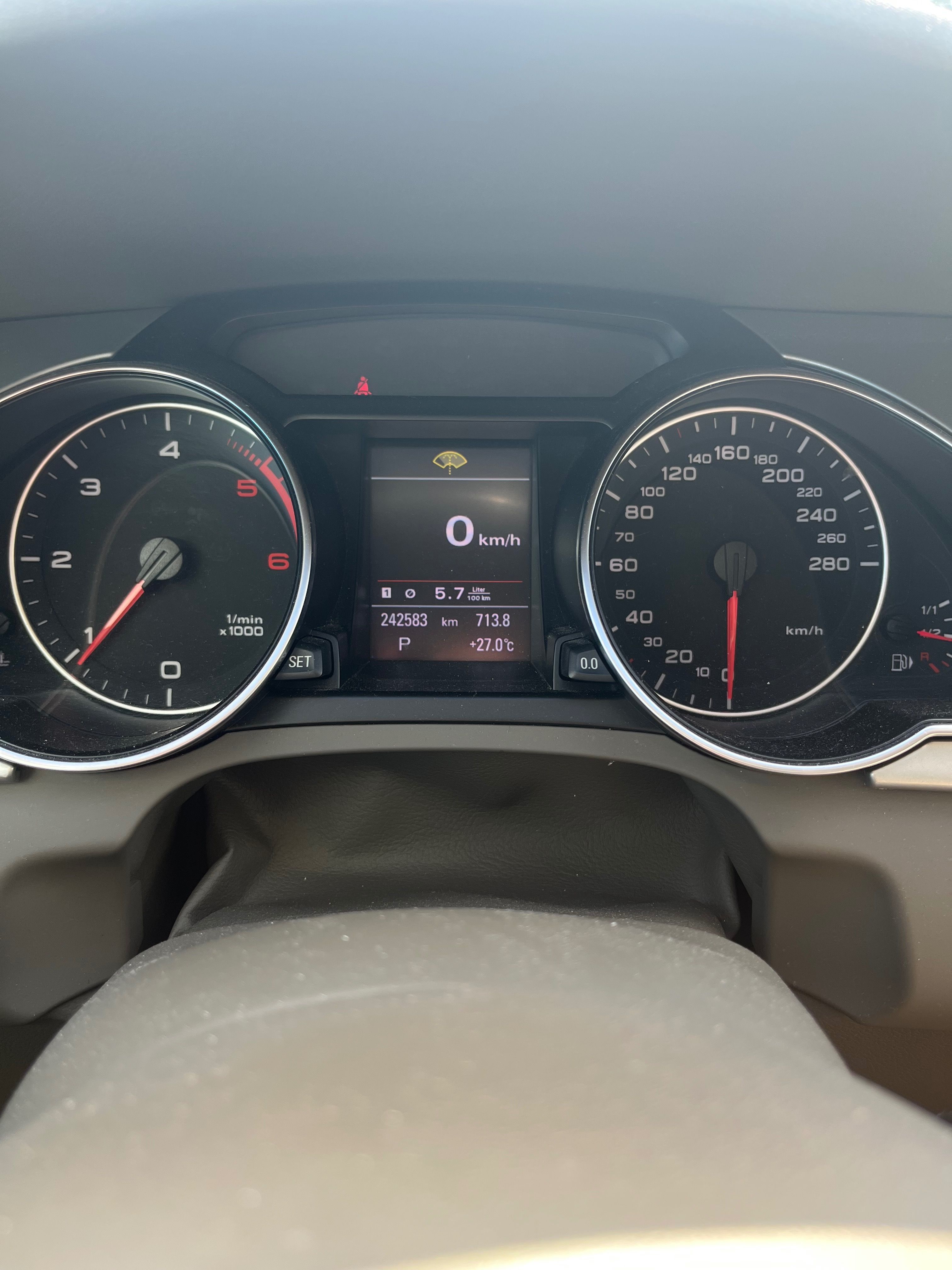 Audi A5, 2.0TDi,2.maj,ČR,DPH - fotka 5