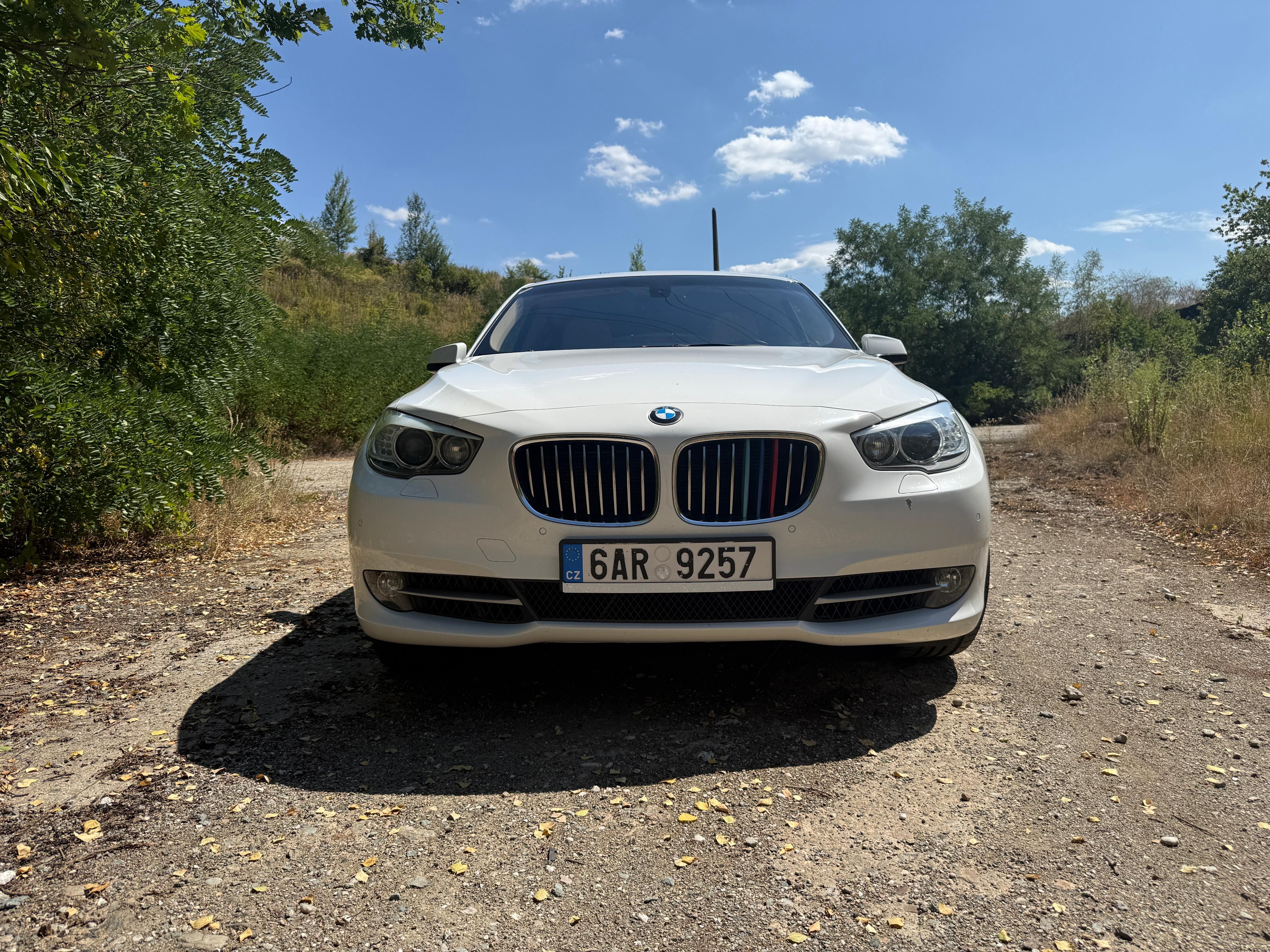 BMW Řada 5, 535 GT, 3l benzin 225 KW - fotka 3
