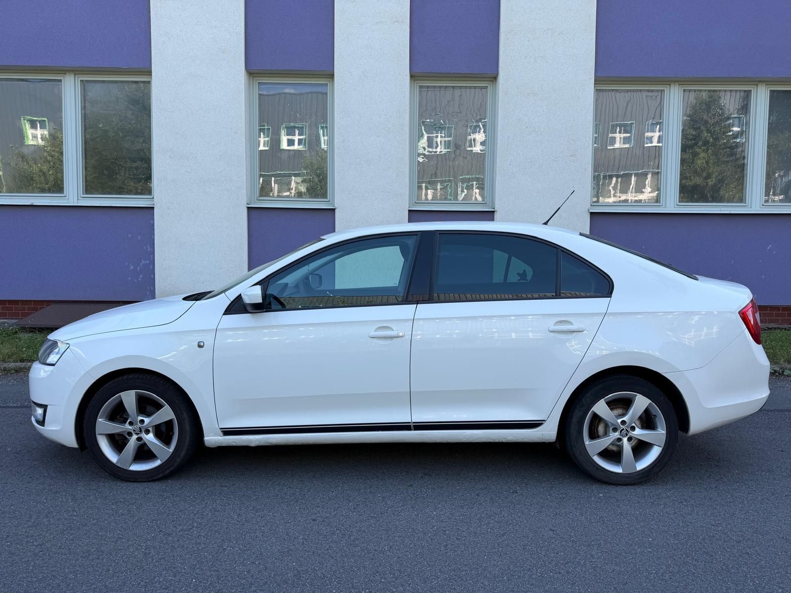 Škoda Rapid, 1,2 TSi / 63 kW / Ambiente - fotka 2