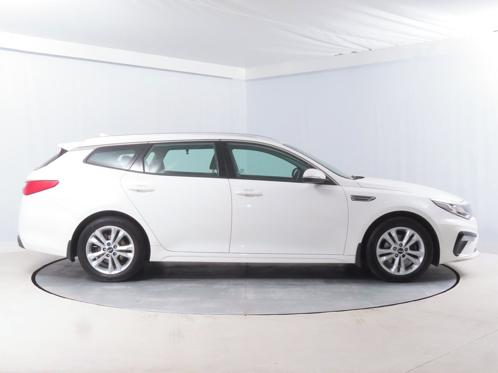 Kia Optima, 1.6 T-GDI, Automat, ČR,1.maj - fotka 6