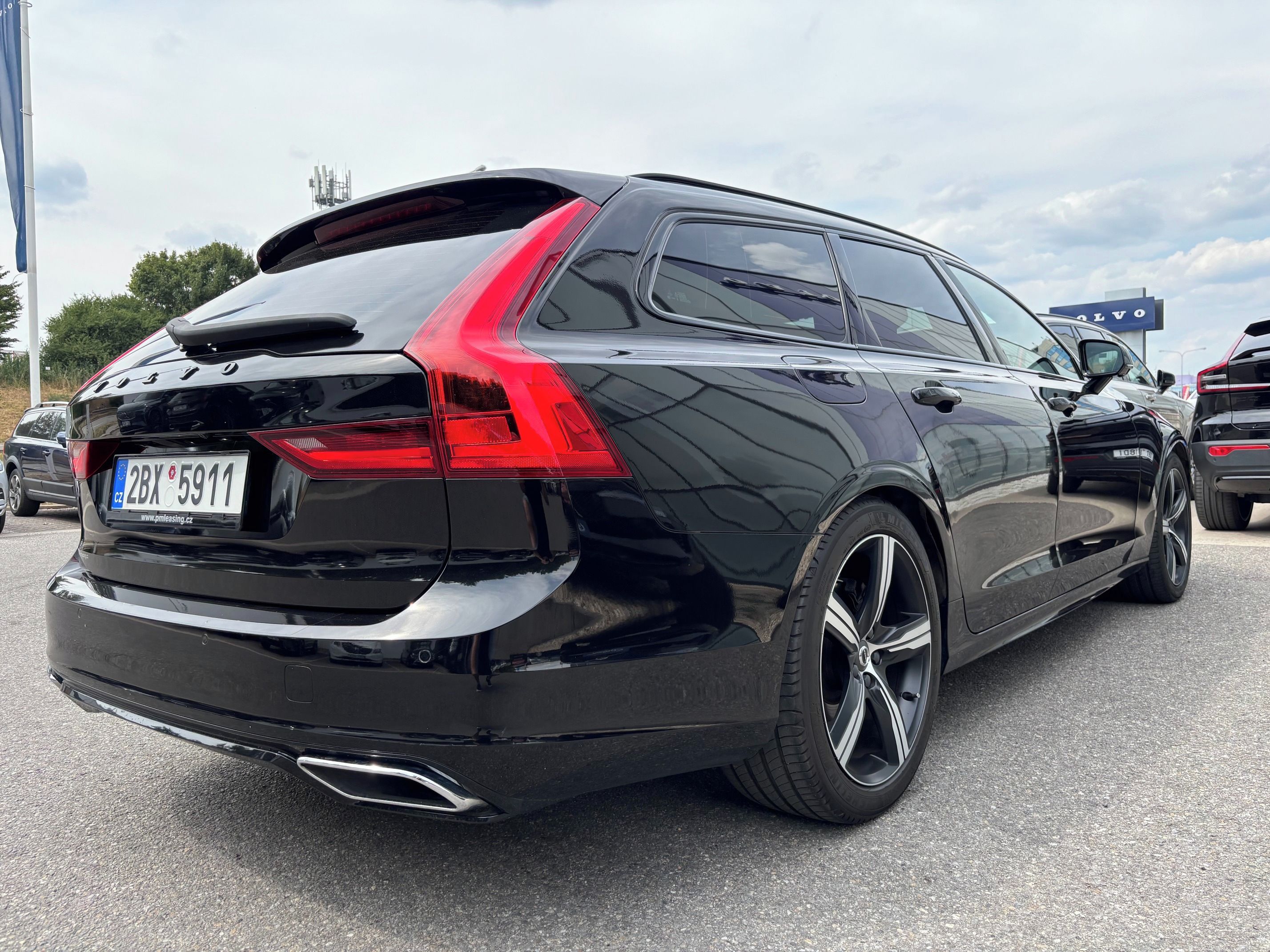 Volvo V90, D4 INCRIPTION AT,2xAL - fotka 6