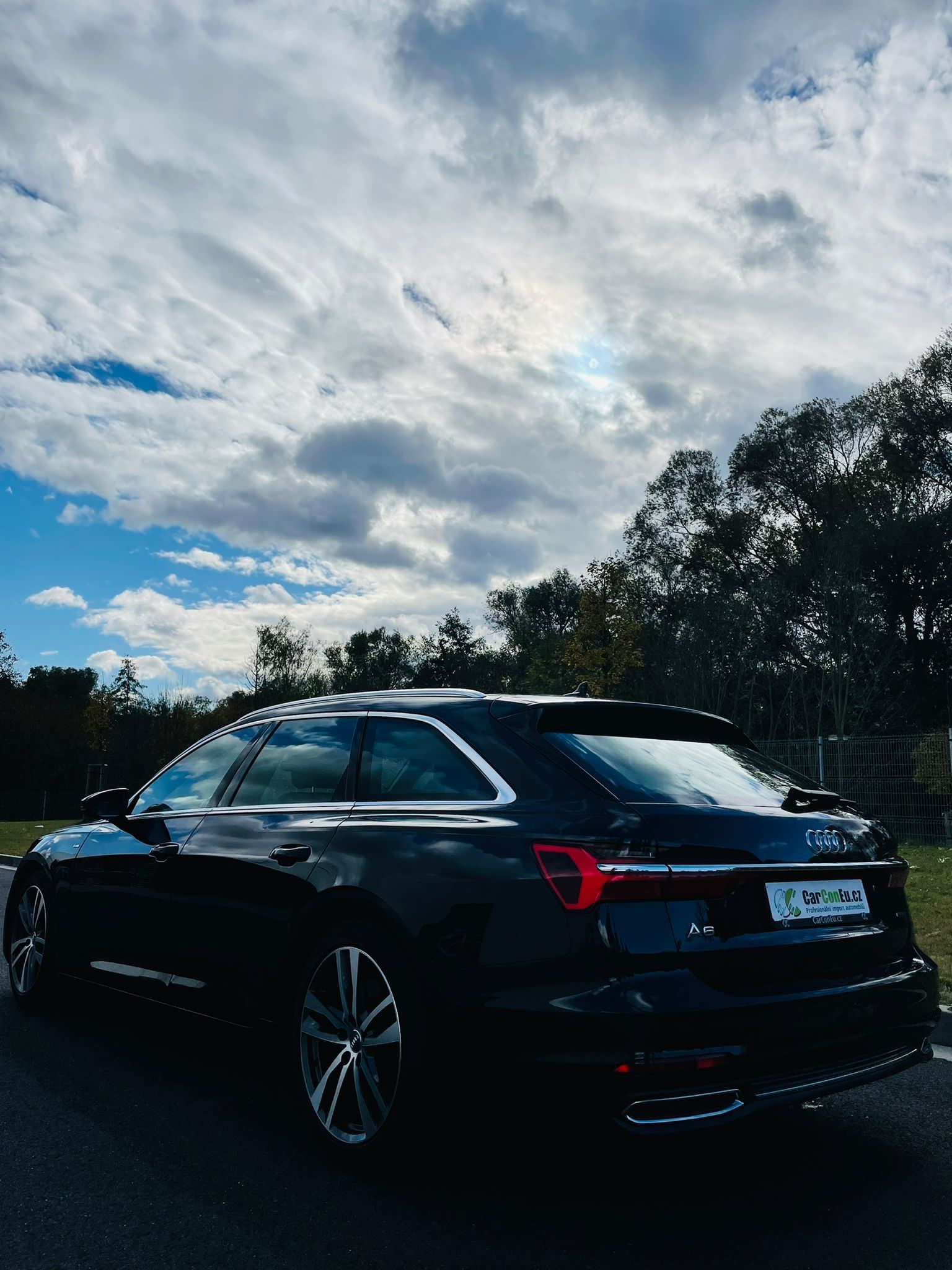 Audi A6 Avant, 3.0 45 TDi S Line Quattro - fotka 4