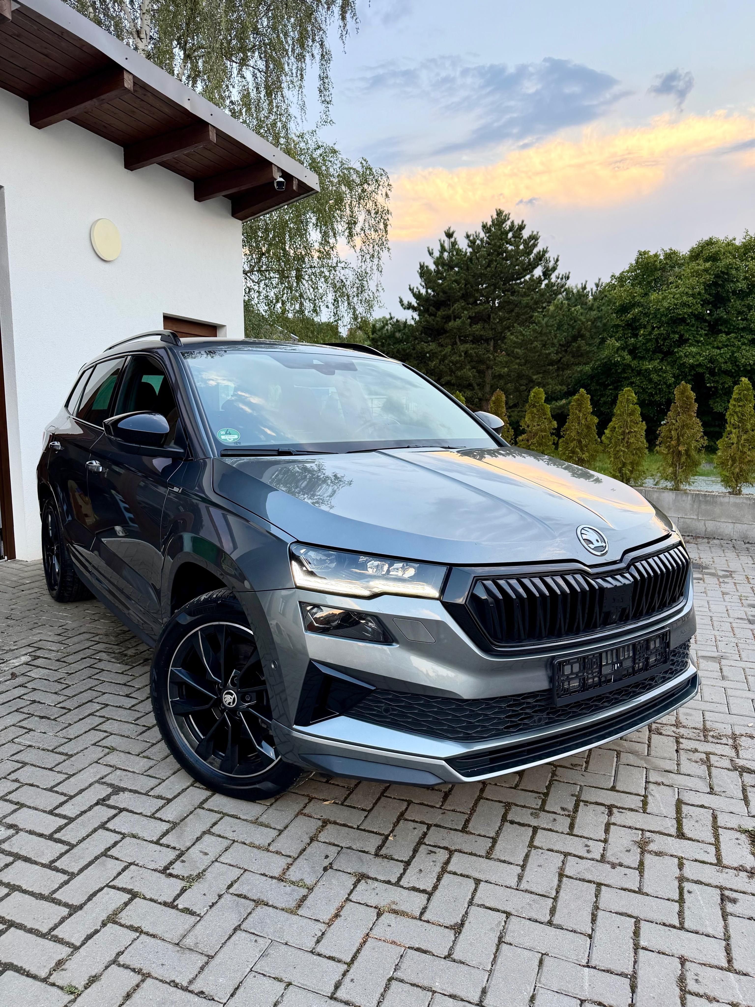 Škoda Karoq, 2.0 TSI 4x4 MATRIX 360 DCC