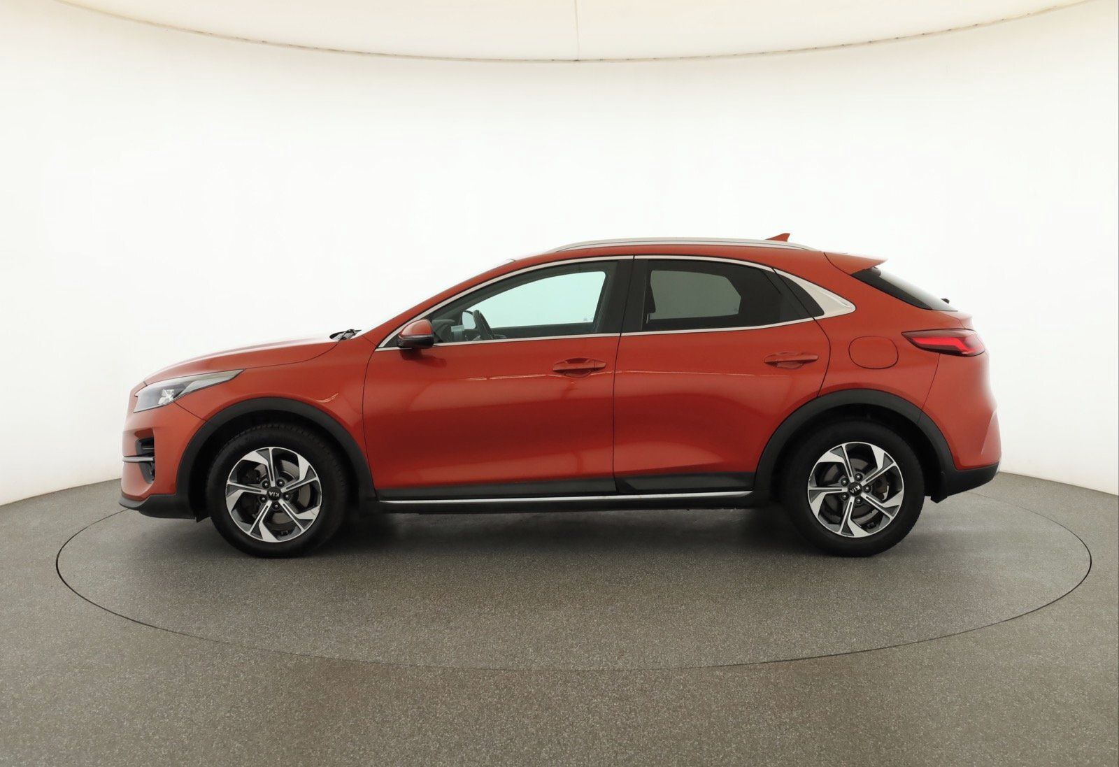 Kia XCee´d, 1.5 T-GDI, Automat, Serv.kniha - fotka 3