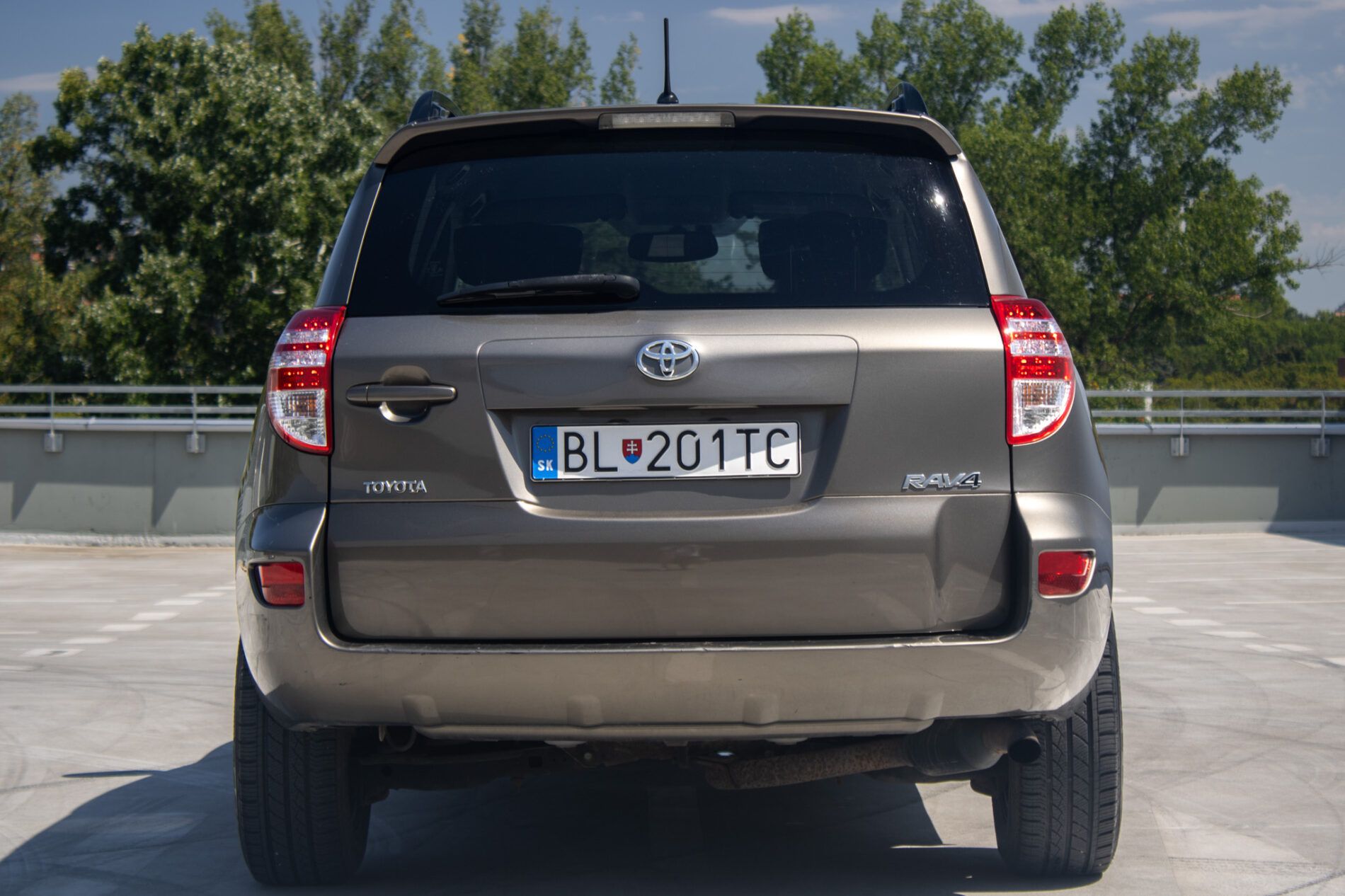 Toyota Rav4 - fotka 6