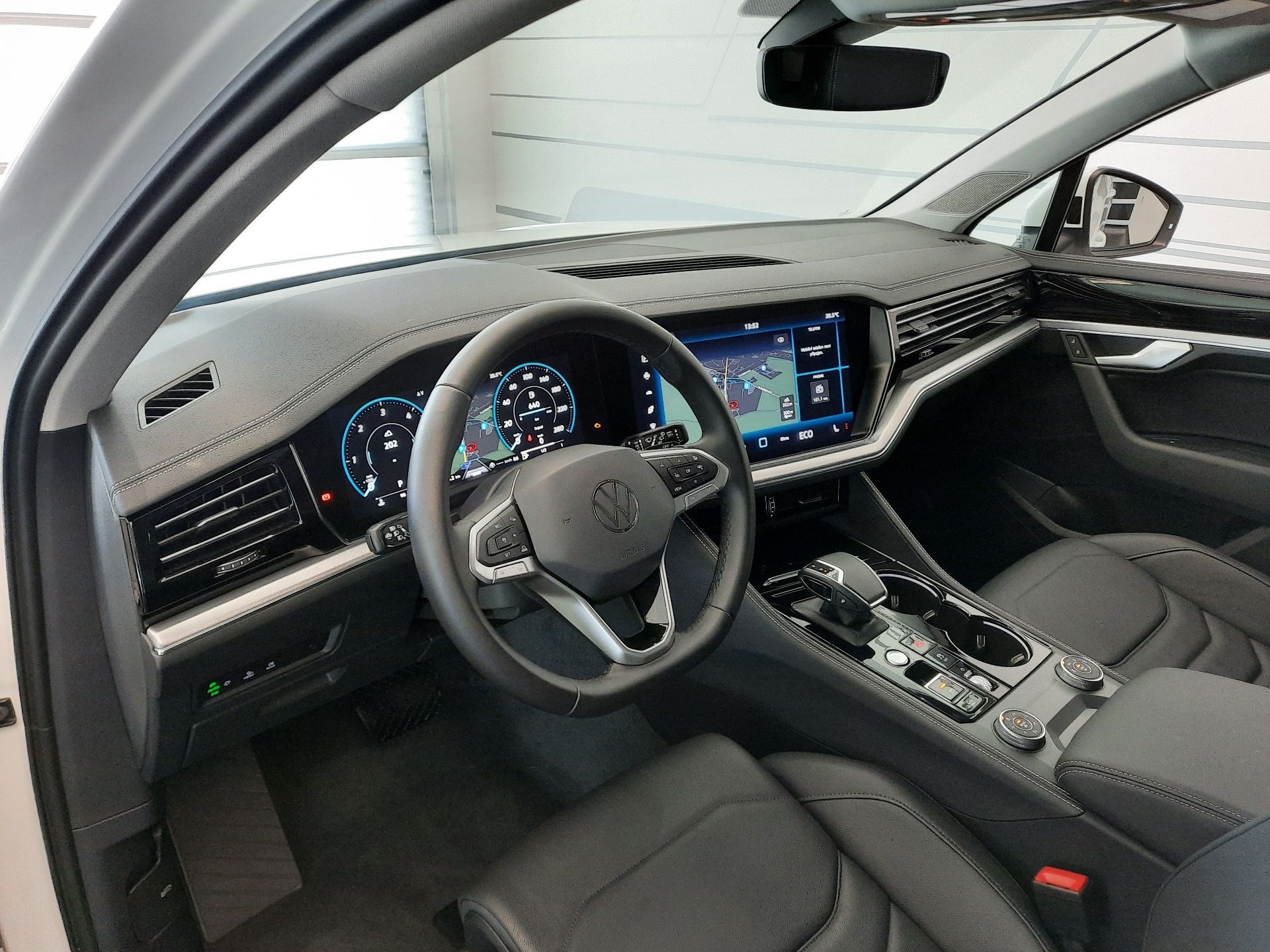 Volkswagen Touareg, 3.0 TDI 4Motion (170kW/231k) T - fotka 6