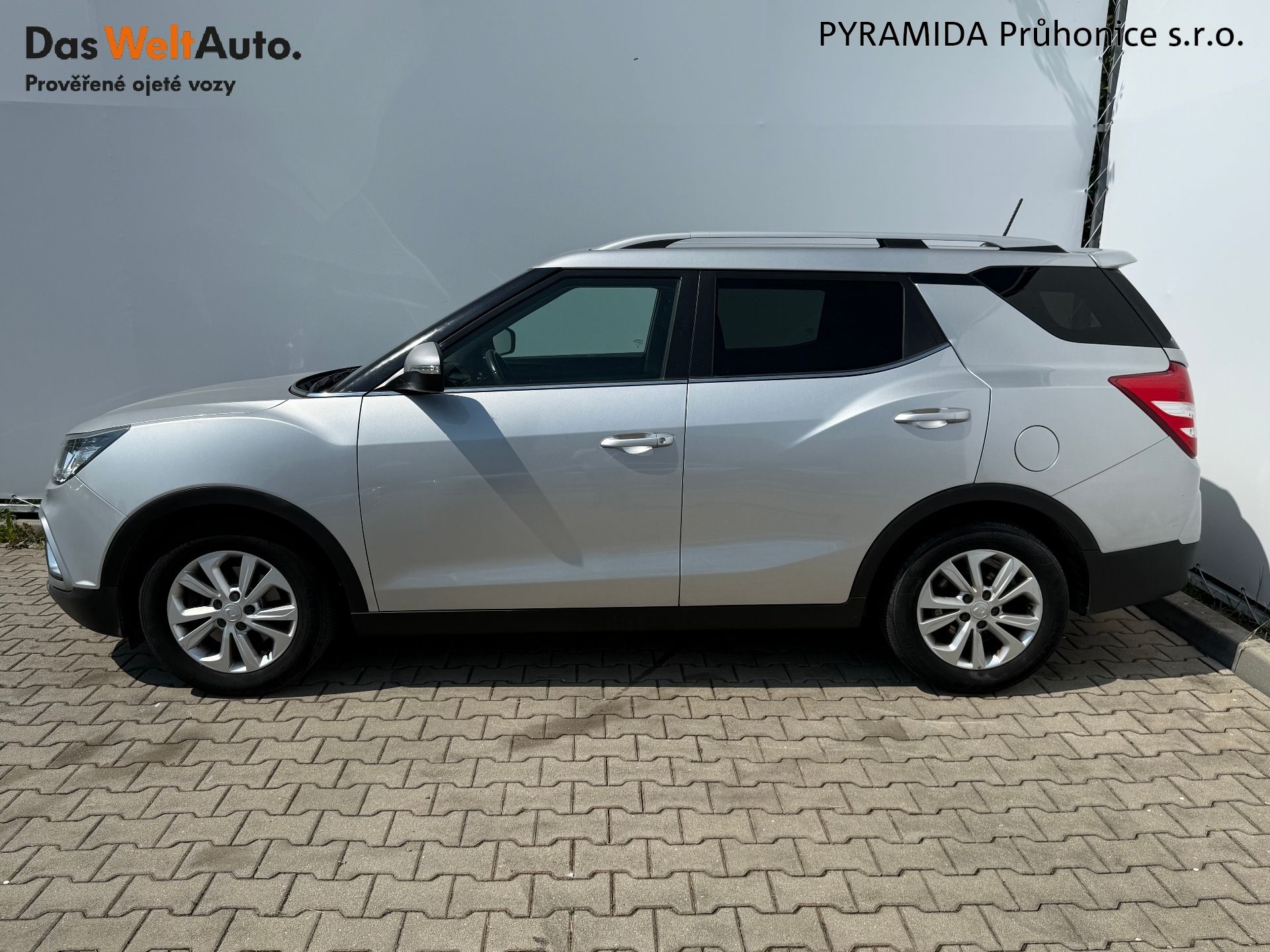 SsangYong Tivoli, 1.6 e-XGi 94 kW DLX - fotka 3