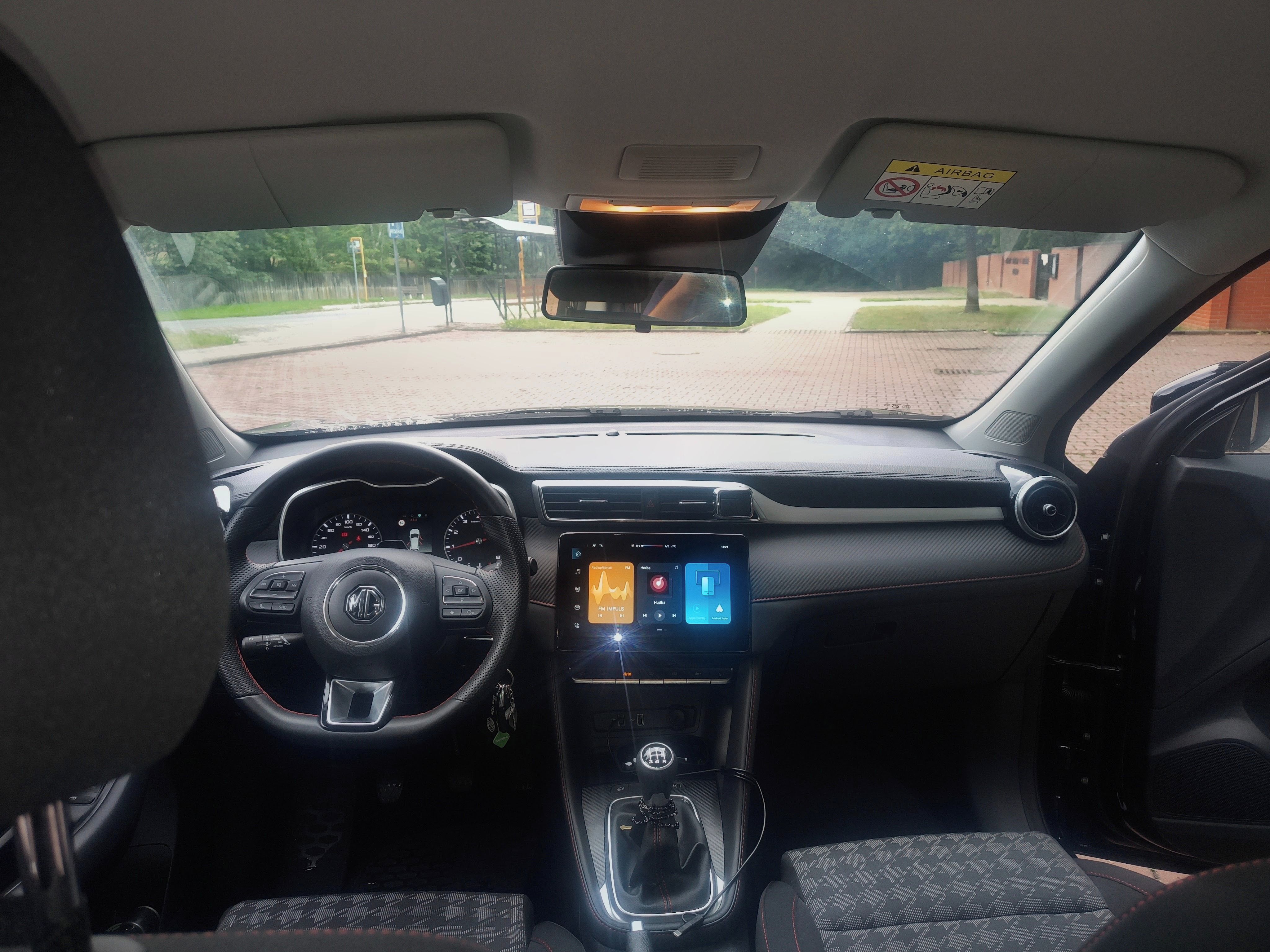 MG ZS, MG ZS 1.5 manuál 10200km!! - fotka 6