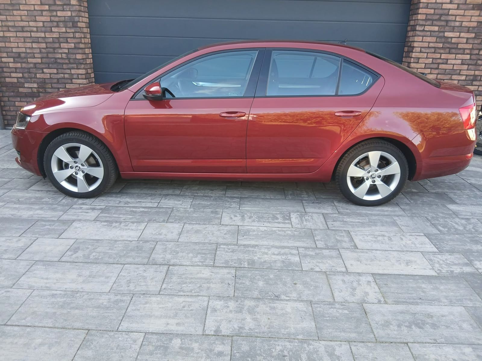 Škoda Octavia, III 2,0TDI STYLE PLUS - fotka 4